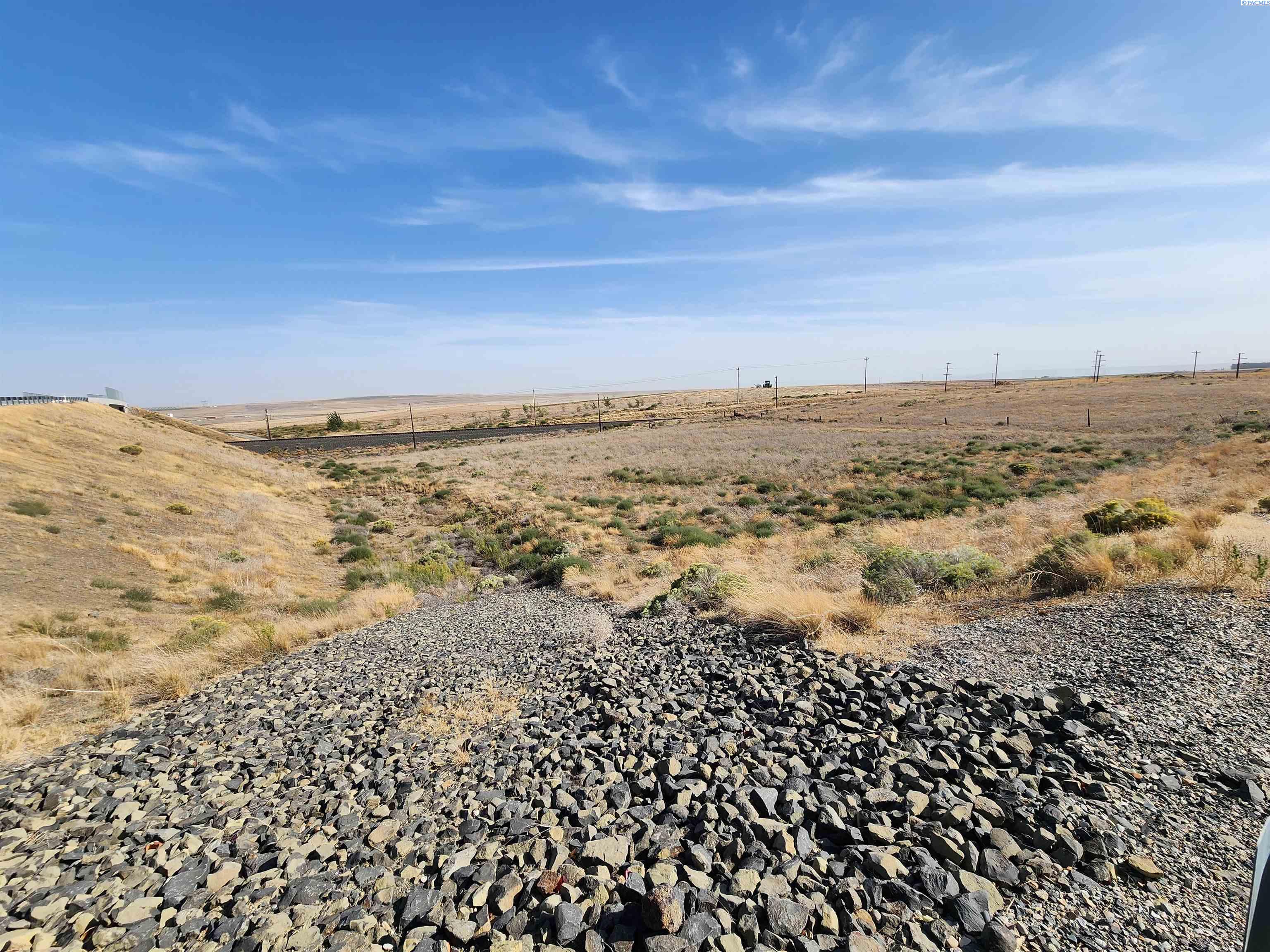 Photo 2 of Land for sale at 22393 Ice Harbor Dr, Burbank, WA 99323 | MLS# PAC281913 | Listing updated on 2026-08-01