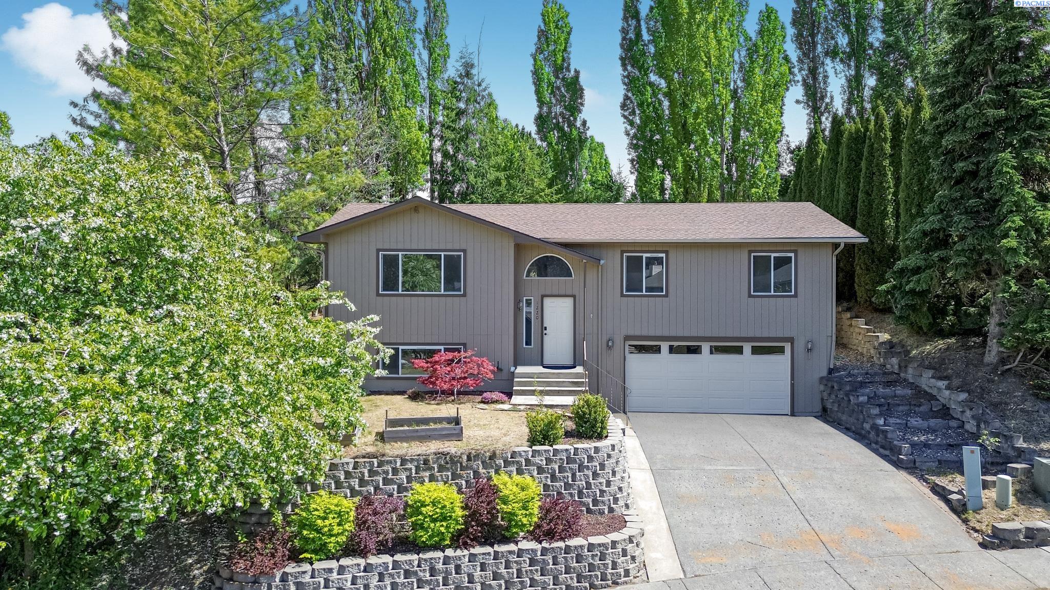 Photo 1 of Single family home for sale at 1220 Sw Wadleigh, Pullman, WA 99163 | MLS# PAC284063 | Listing updated on 2026-08-15