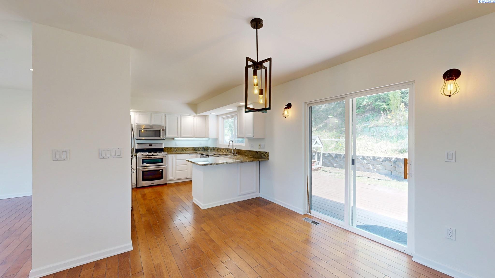 Photo 3 of Single family home for sale at 1220 SW Wadleigh, Pullman, WA 99163 | MLS# PAC284063 | Listing updated on 2026-08-15