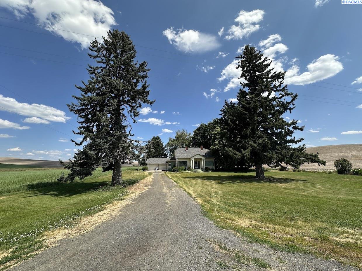 Photo 3 of Single family home for sale at 1732 Klaveano Rd, Thornton, WA 99176 | MLS# PAC285442 | Listing updated on 2026-09-29