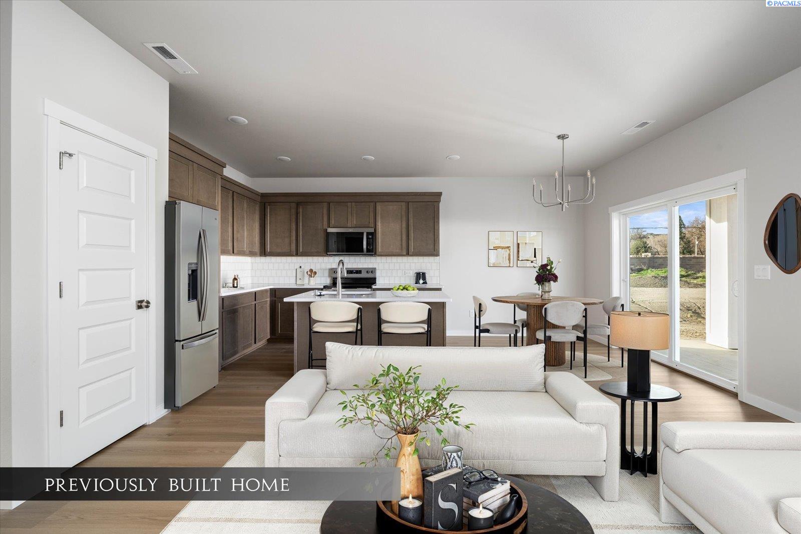 Photo 2 of Single family home for sale at 2624 S Beech St, Kennewick, WA 99337 | MLS# PAC285472 | Listing updated on 2026-06-12
