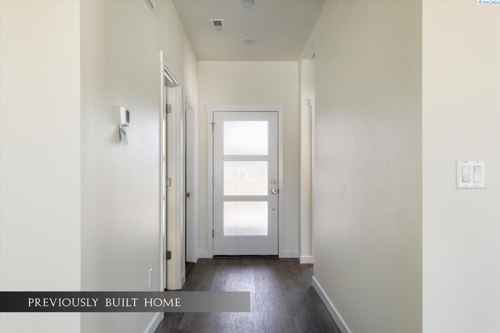 Photo 2 of Single family home for sale at 2707 S Alder St, Kennewick, WA 99337 | MLS# PAC285473 | Listing updated on 2026-06-12