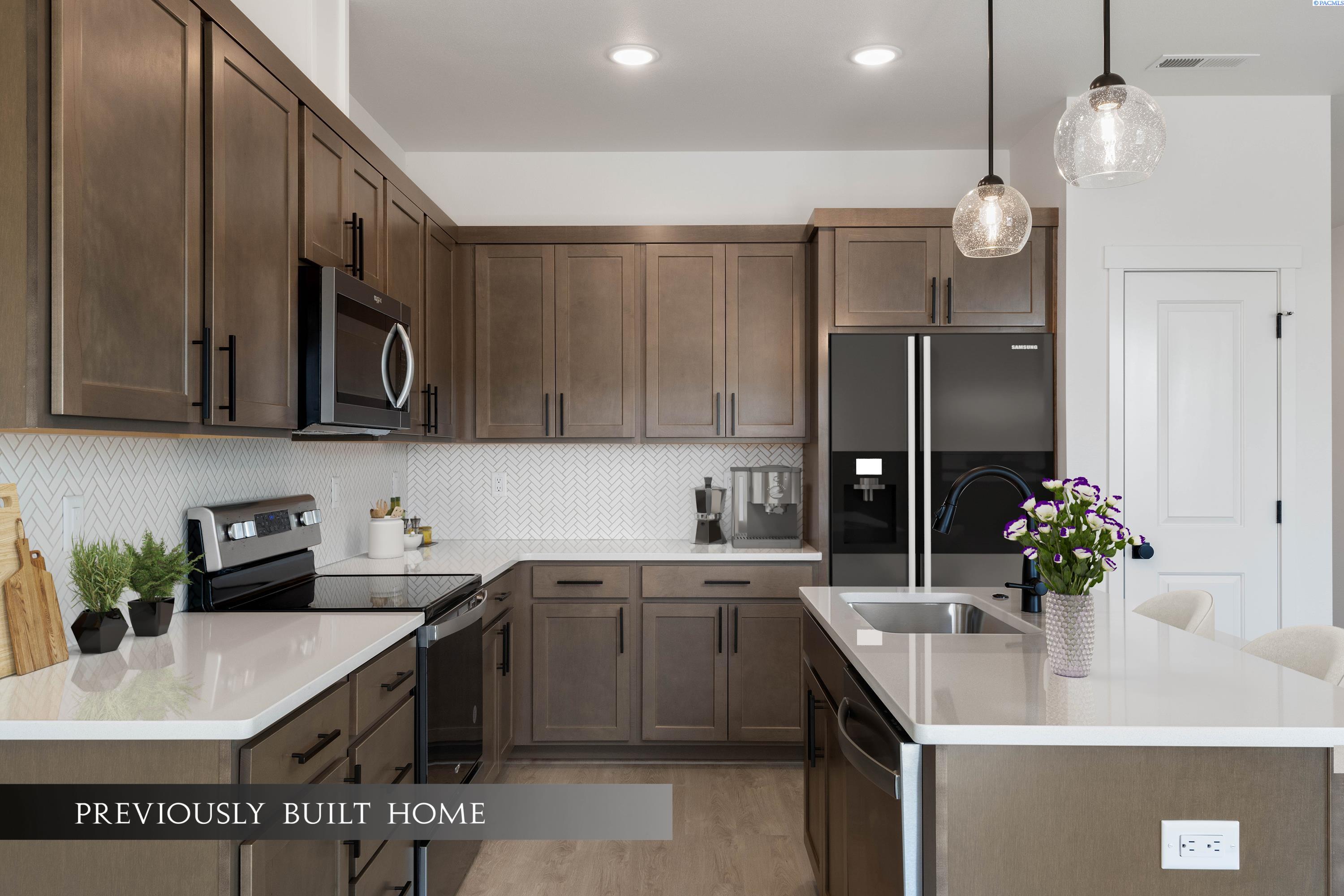 Photo 3 of Single family home for sale at 2744 S Beech St, Kennewick, WA 99337 | MLS# PAC285475 | Listing updated on 2026-06-16