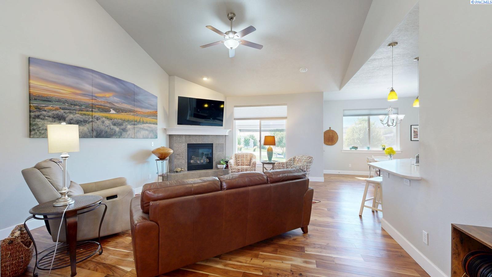 Photo 4 of Single family home for sale at 87069 E Hvn View Pr SE, Kennewick, WA 99338 | MLS# PAC285555 | Listing updated on 2026-09-01