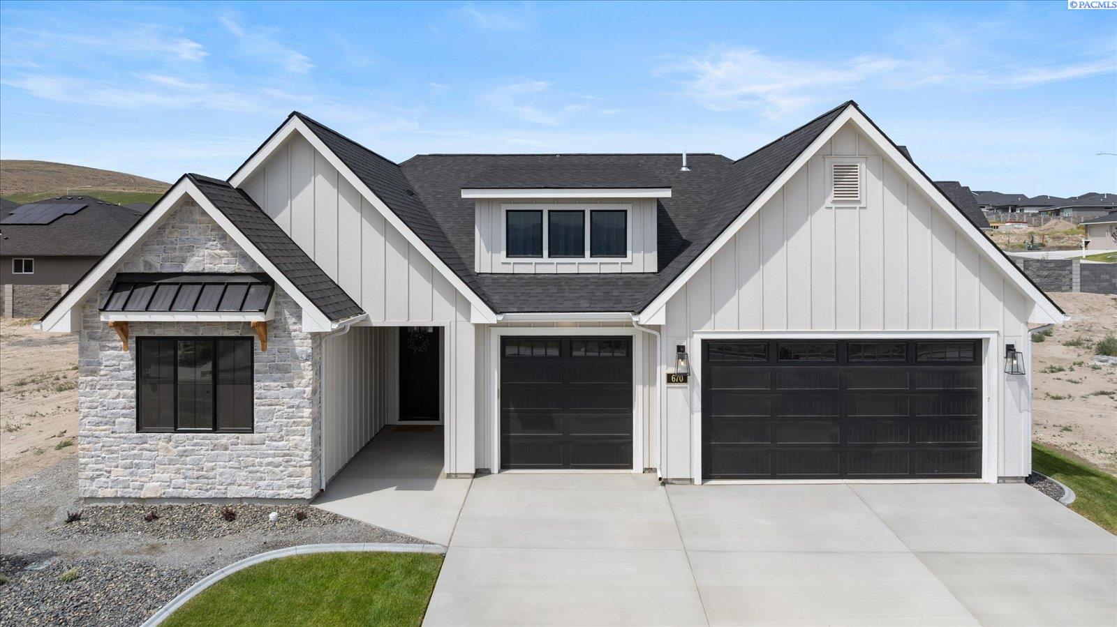Photo 1 of Single family home for sale at 670 Cortona, Richland, WA 99352 | MLS# PAC286532 | Listing updated on 2026-09-18