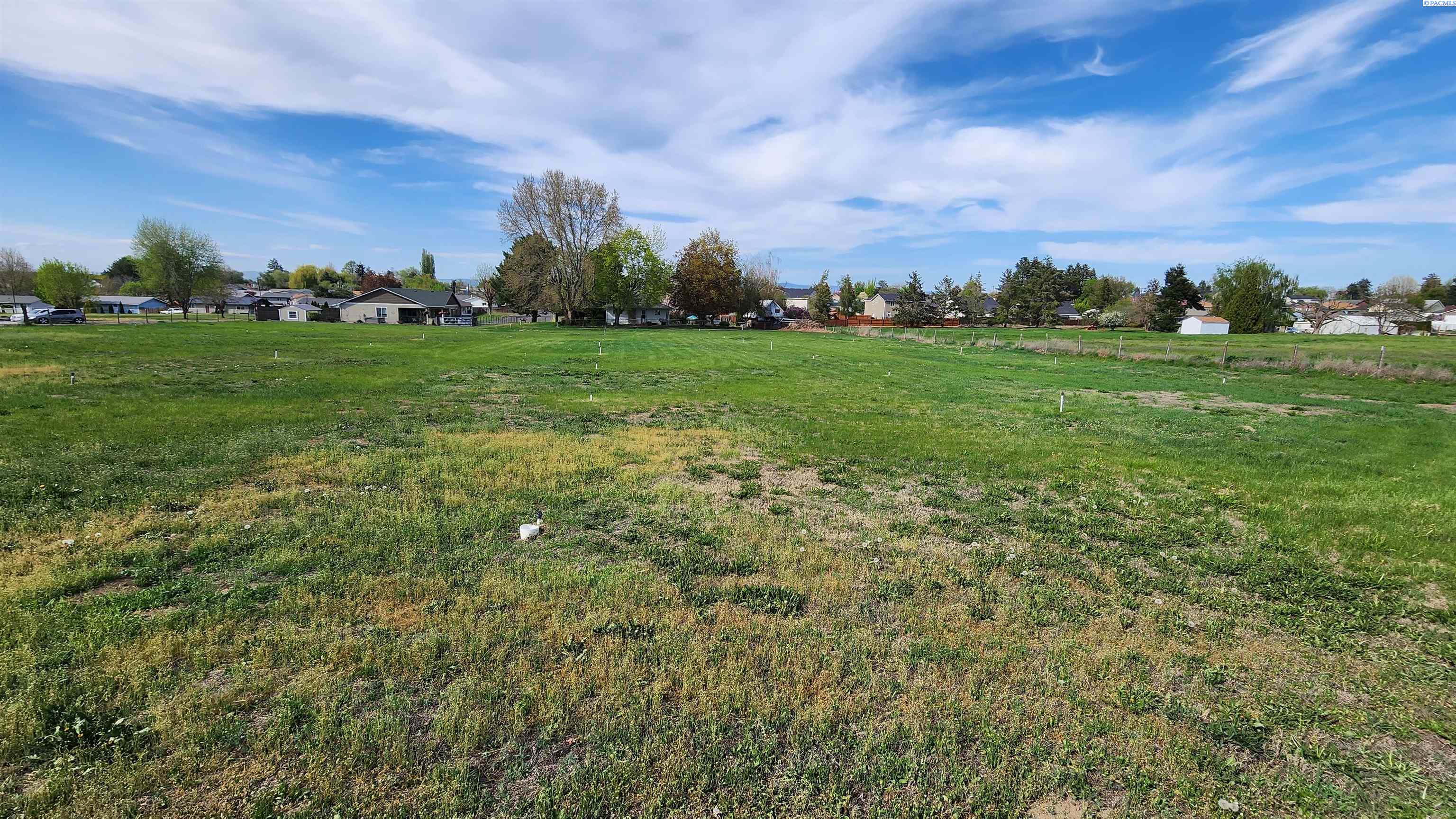 Photo 1 of Land for sale at 1718 W King St, Grandview, WA 98930 | MLS# PAC286769 | Listing updated on 2026-07-01