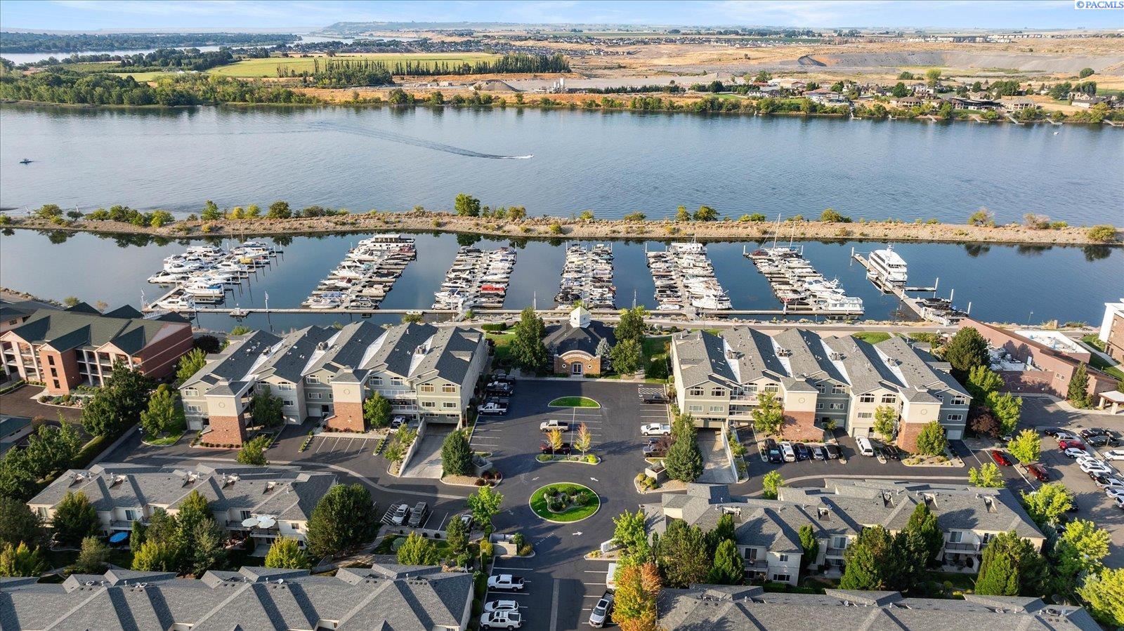 Photo 4 of Condo for sale at 386 Columbia Point Dr, Richland, WA 99352 | MLS# PAC287131 | Listing updated on 2026-09-18