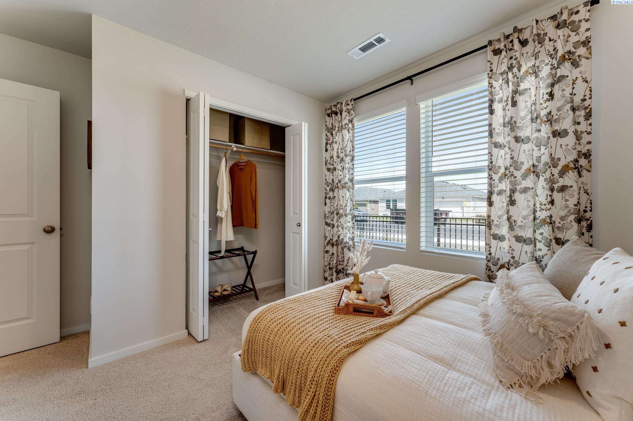 Photo 3 of Single family home for sale at 5925 Road 115, Pasco, WA 99301 | MLS# PAC288166 | Listing updated on 2026-07-30
