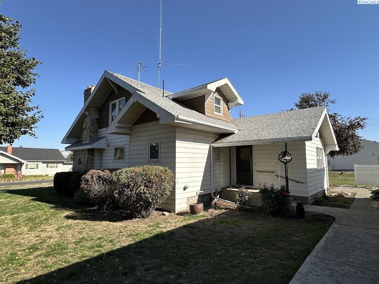 Photo 2 of Single family home for sale at 3 W State St, Saint John, WA 99171 | MLS# PAC288221 | Listing updated on 2026-08-27