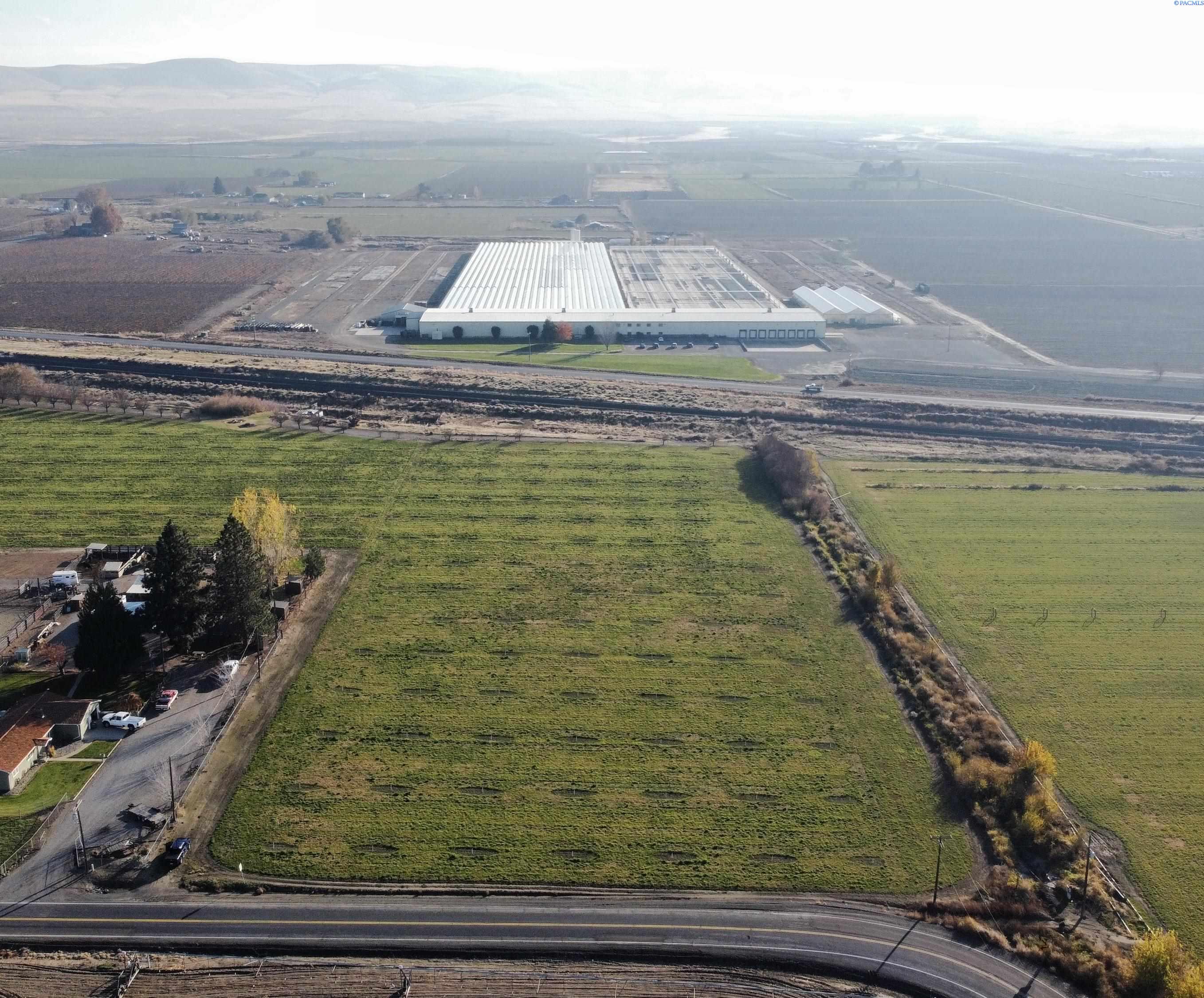 Land for sale at High School Rd, Mabton, WA 98935 | MLS# PAC288836