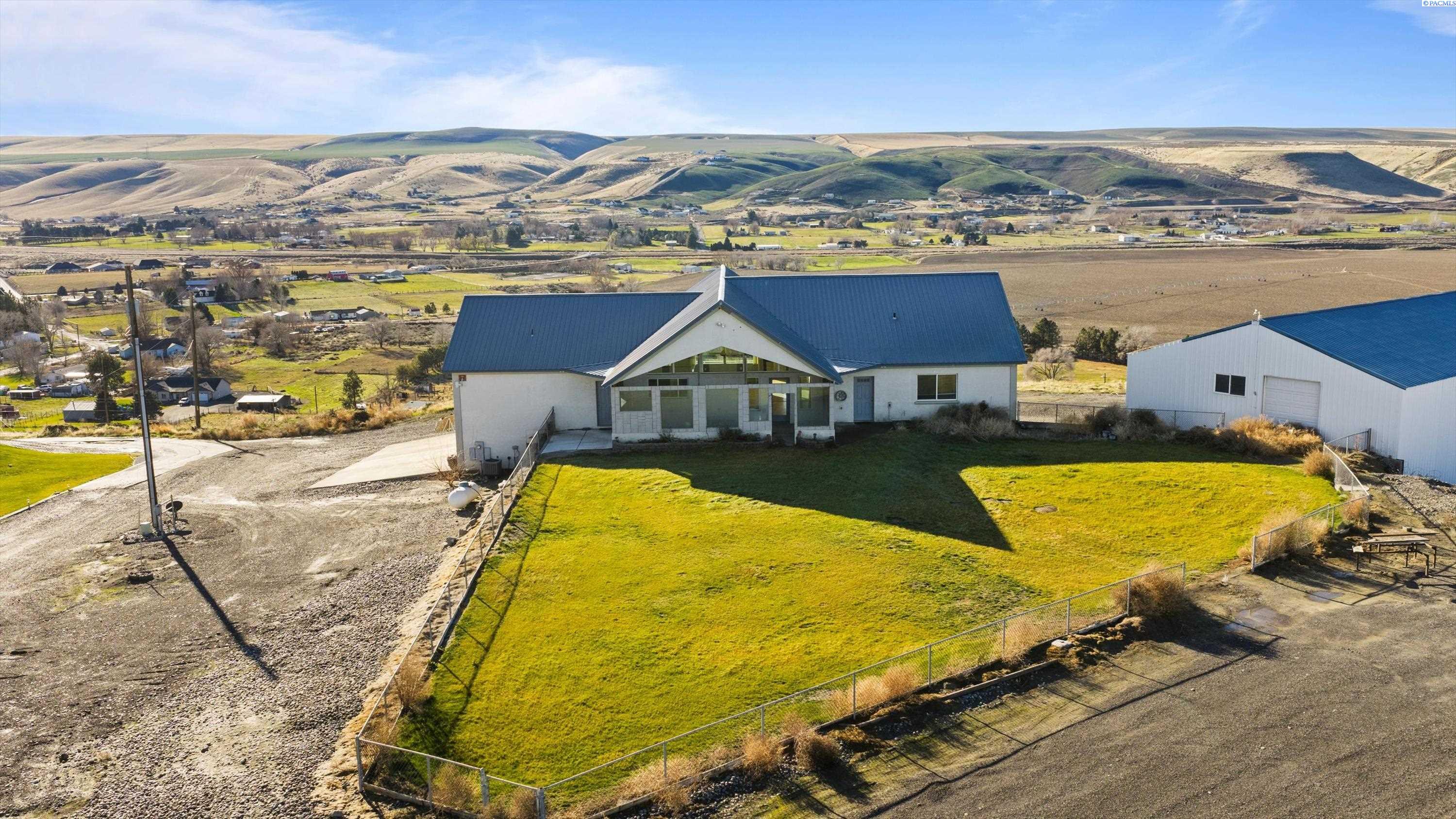 Photo 1 of Single family home for sale at 61910 E Solar Prne, Benton City, WA 99320 | MLS# PAC289577 | Listing updated on 2026-10-01