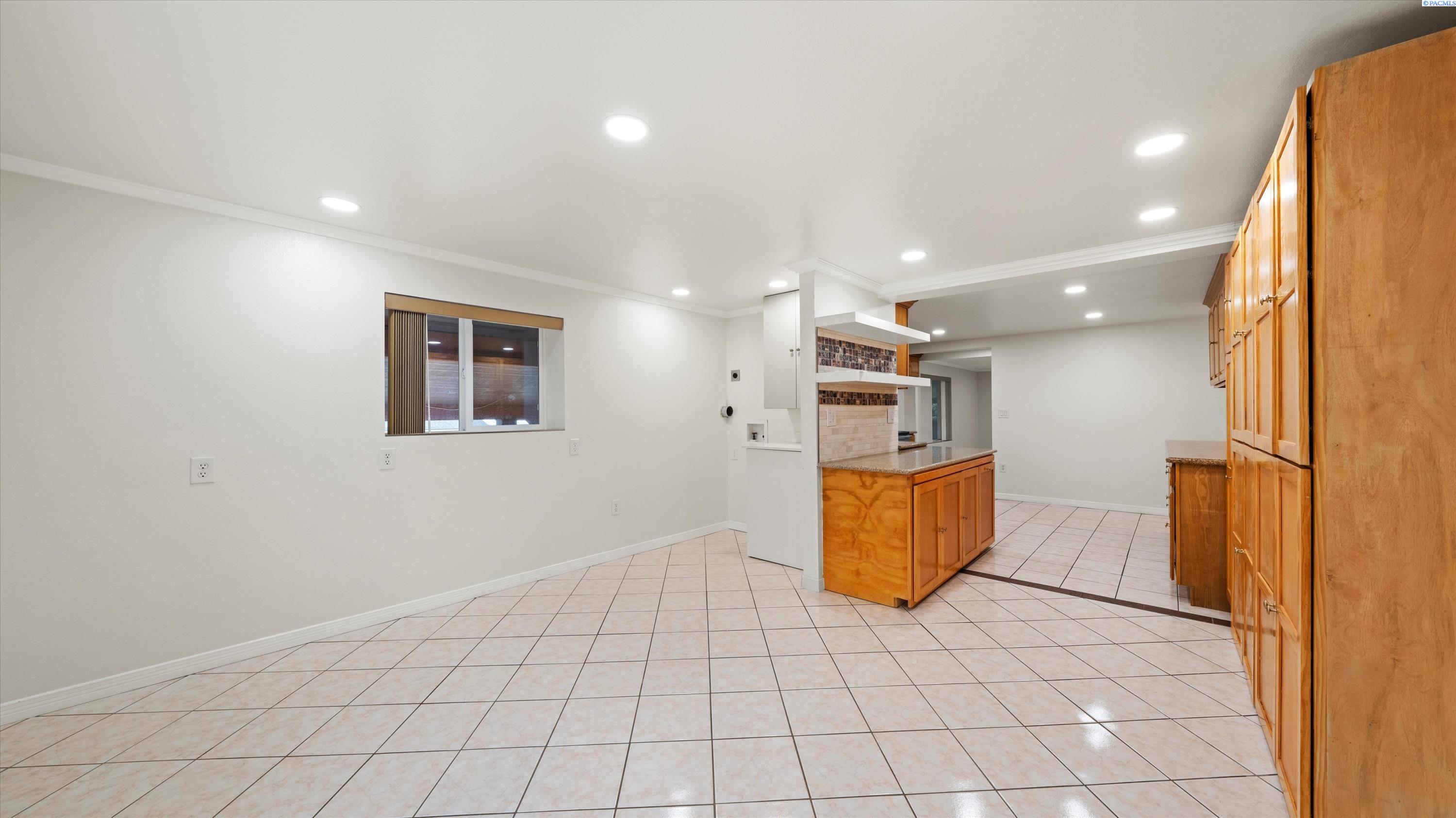 Photo 3 of Single family home for sale at 9121 Taylor Flats Rd, Pasco, WA 99301 | MLS# PAC289782 | Listing updated on 2026-07-25