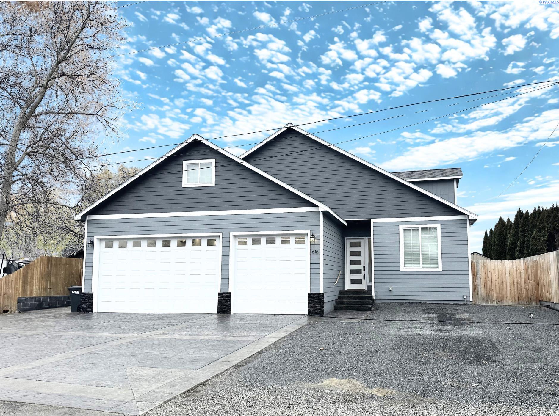 Photo 3 of Single family home for sale at 616 N Riverside Dr, West Richland, WA 99353 | MLS# PAC289813 | Listing updated on 2026-06-15