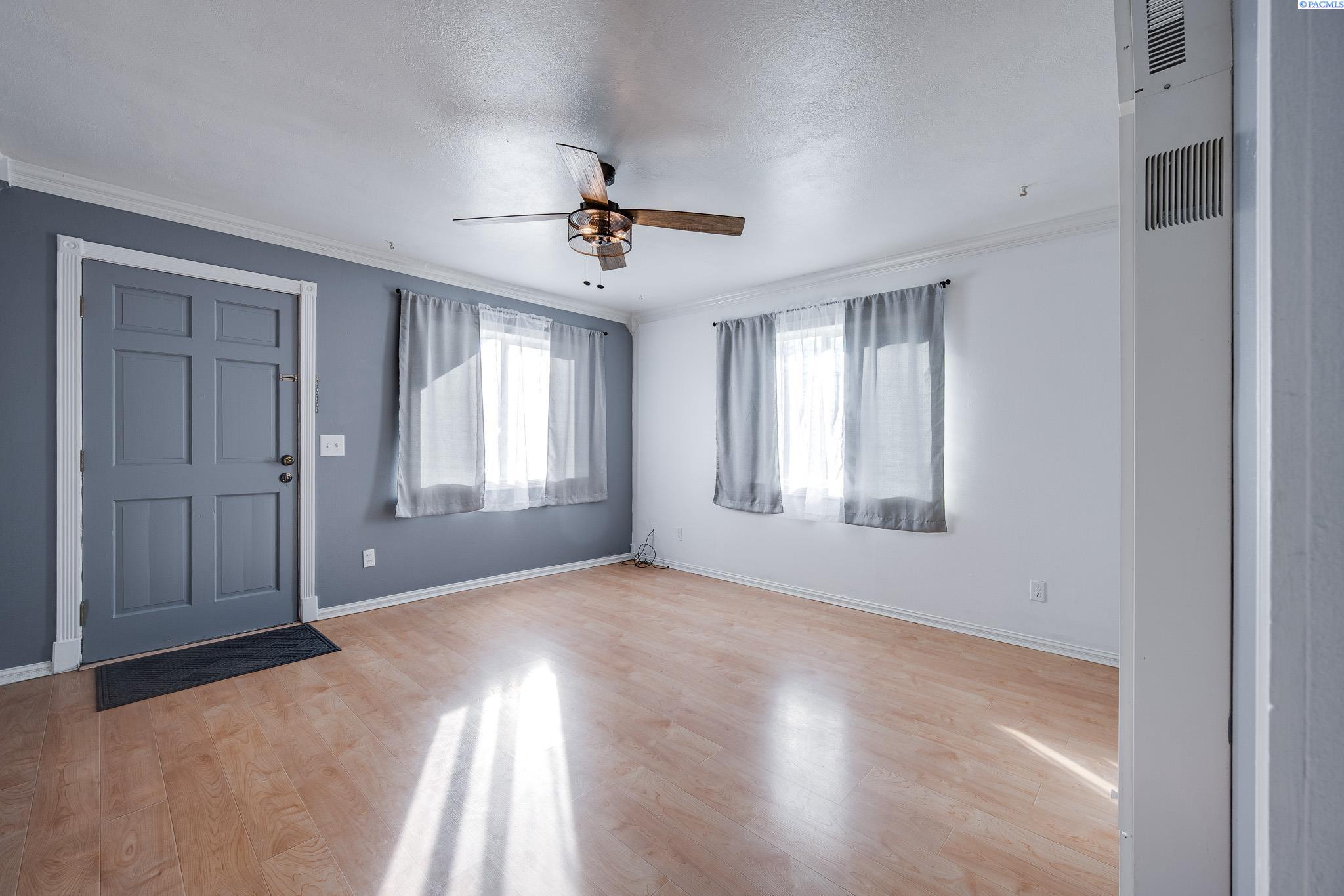 Photo 2 of Single family home for sale at 1601 N Cedar St, Colfax, WA 99111 | MLS# PAC289847 | Listing updated on 2026-10-02