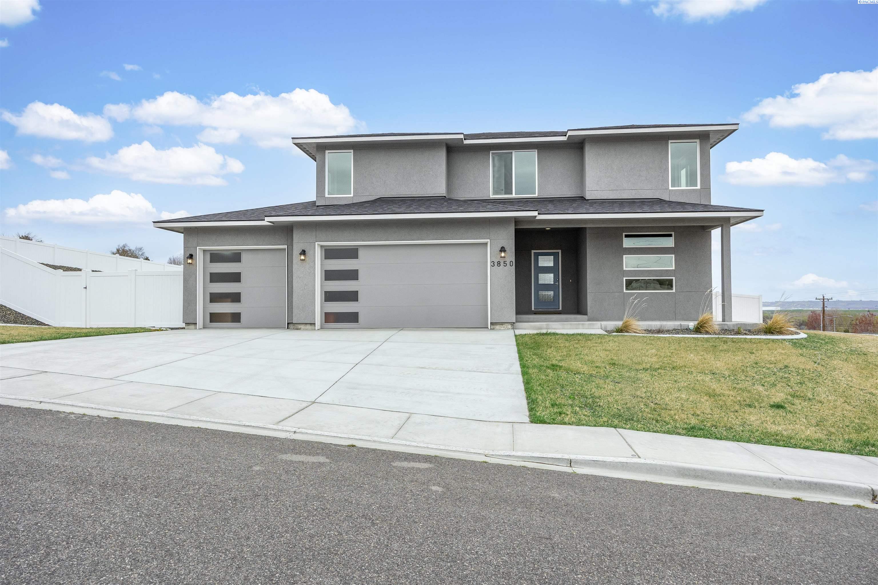 Photo 1 of Single family home for sale at 3850 Orchard St, West Richland, WA 99353 | MLS# PAC290176 | Listing updated on 2026-09-25