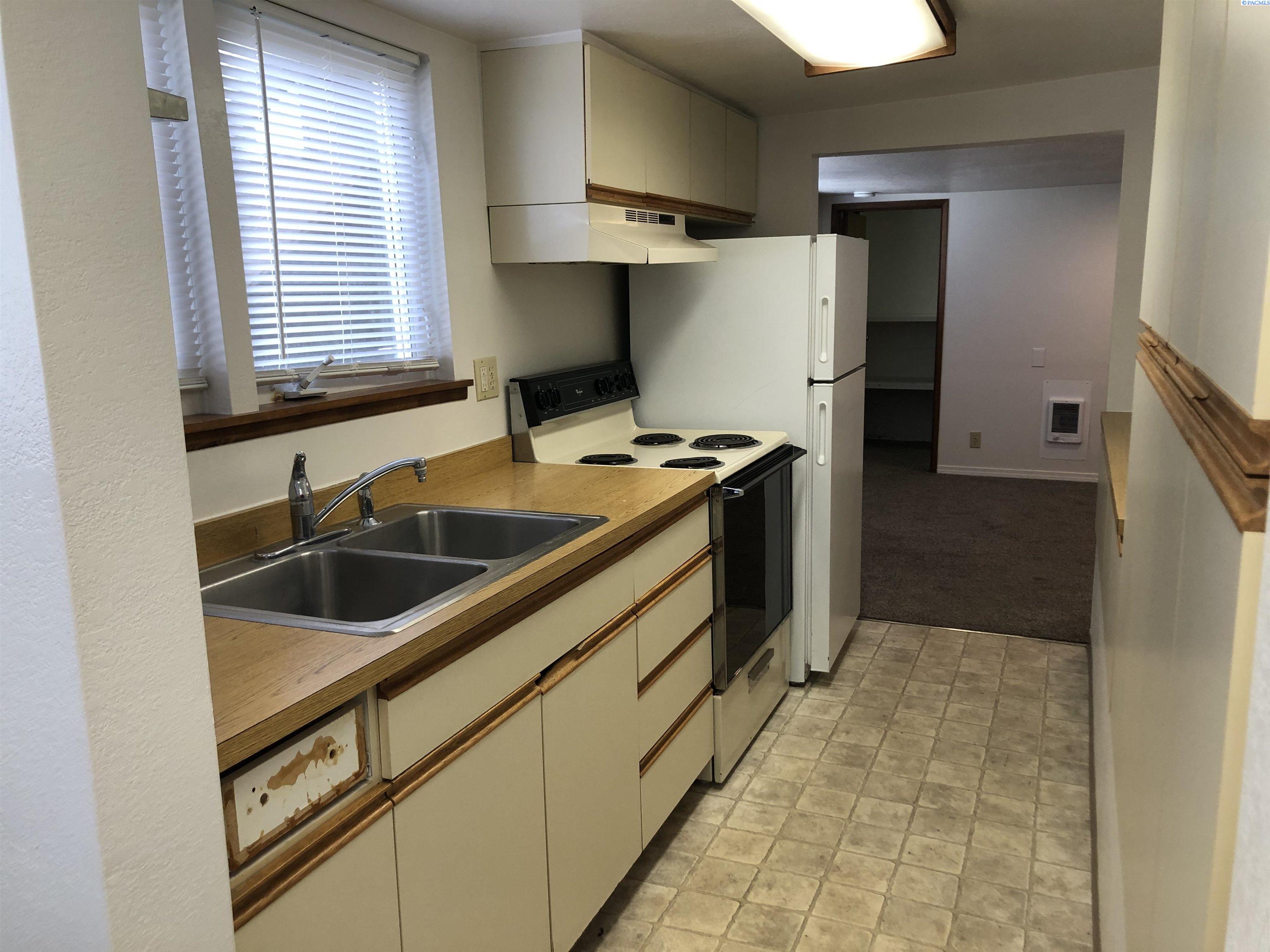 Photo 3 of House for sale at 223-225 W Main St, Pullman, WA 99163 | MLS# PAC290189 | Listing updated on 2026-09-10