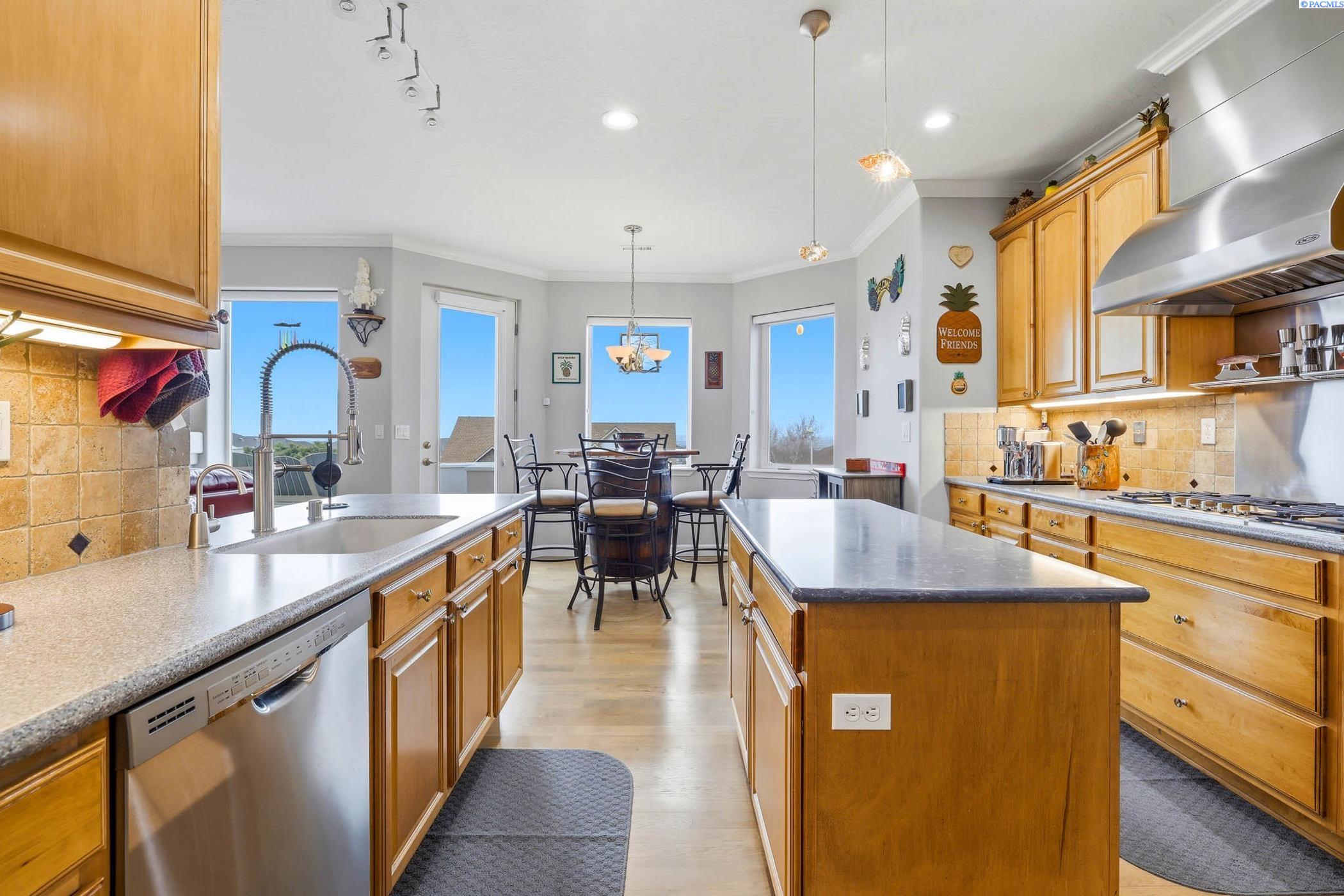 Photo 4 of Single family home for sale at 649 Clermont, Richland, WA 99352 | MLS# PAC290202 | Listing updated on 2026-08-16