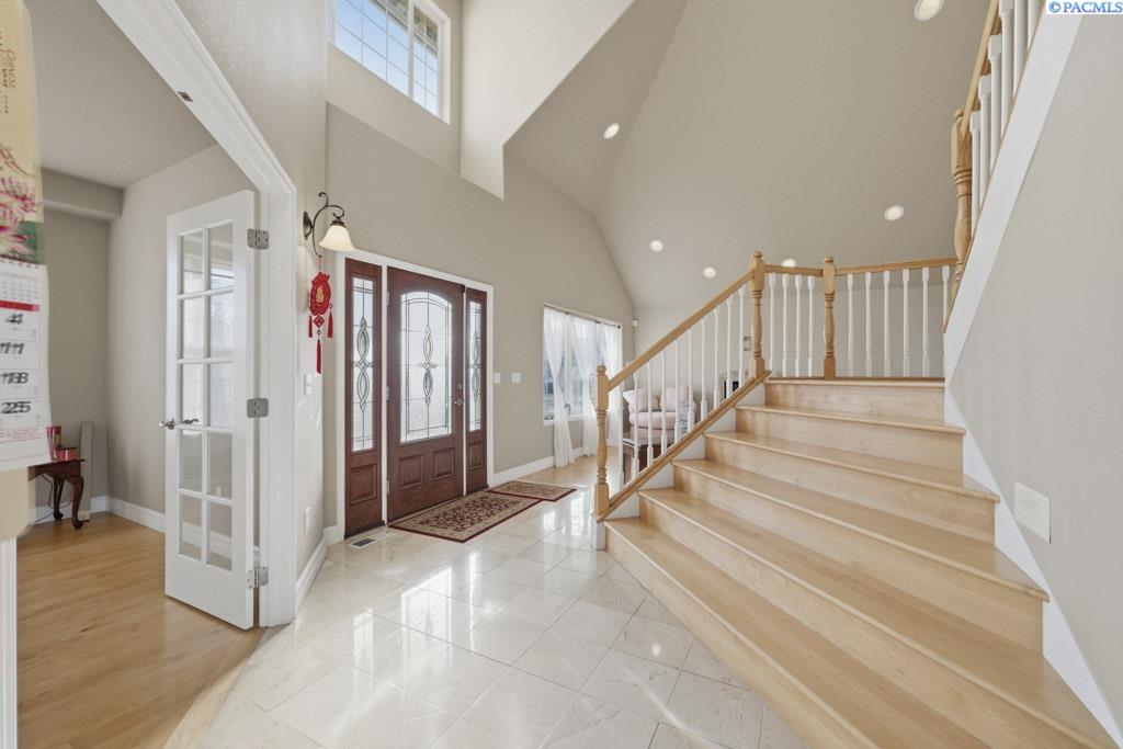 Photo 3 of Single family home for sale at 820 NW Palouse View Ct, Pullman, WA 99163 | MLS# PAC290373 | Listing updated on 2026-08-26