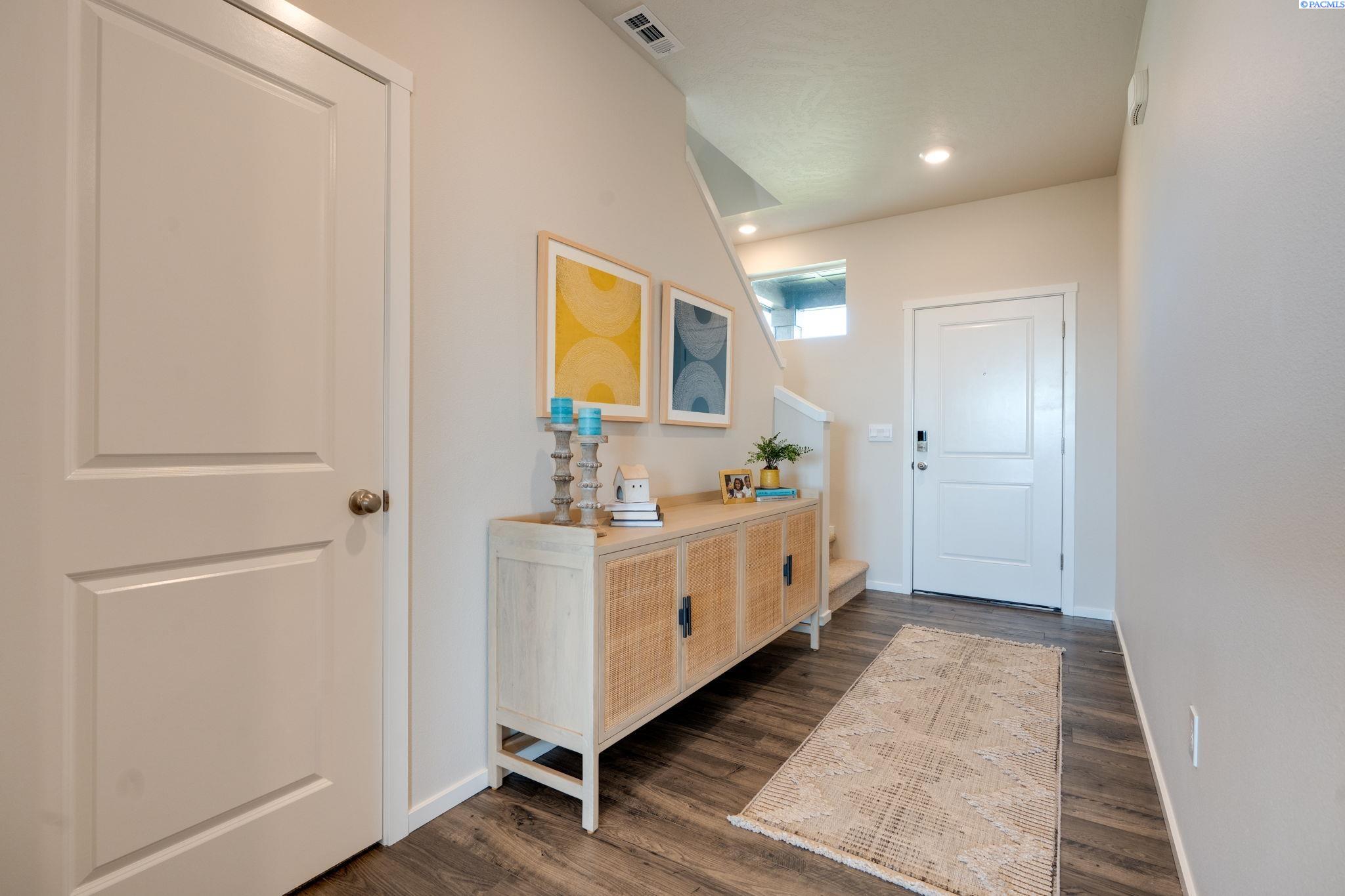 Photo 3 of Single family home for sale at 6026 Road 115, Pasco, WA 99301 | MLS# PAC290449 | Listing updated on 2026-10-11