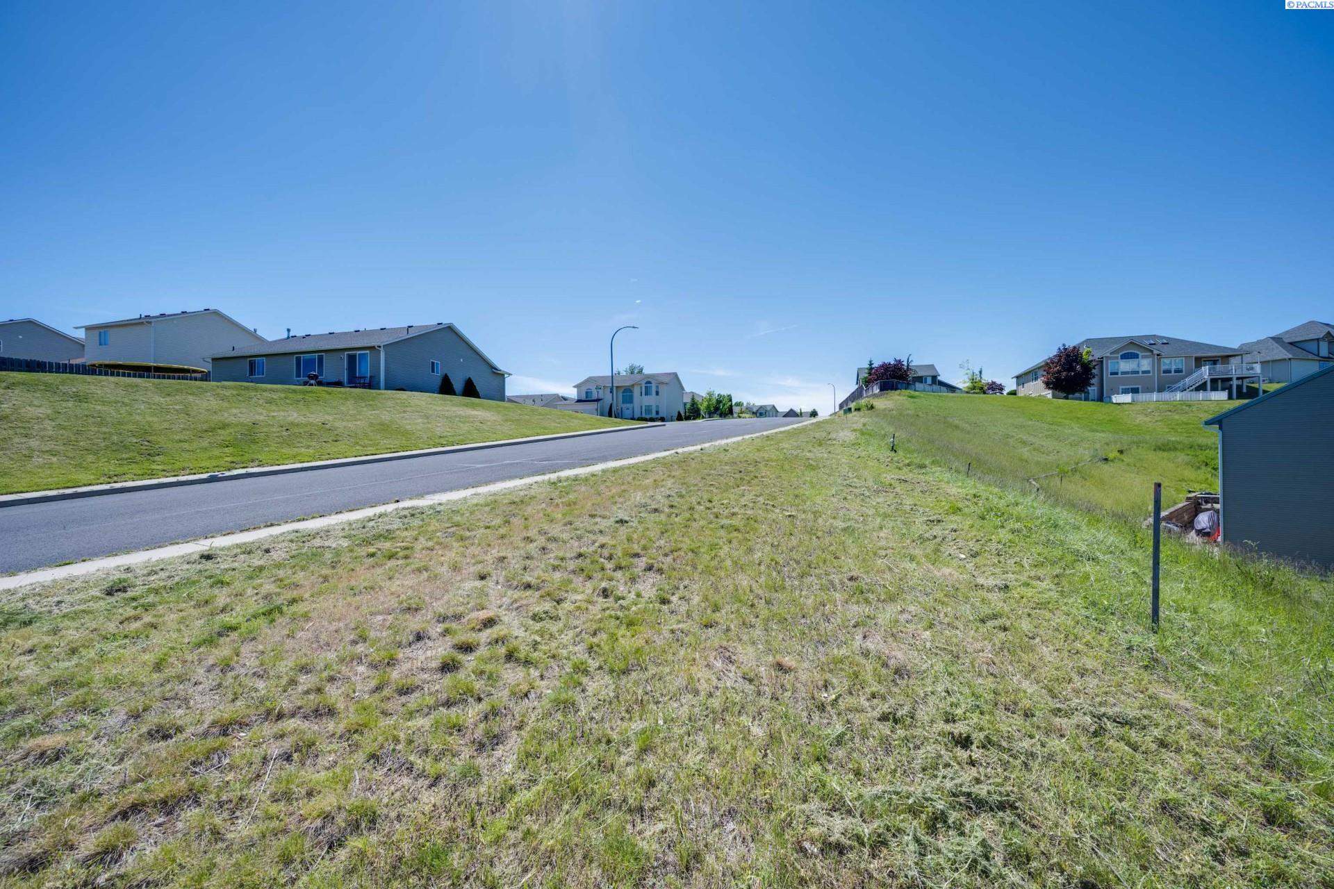 Photo 4 of Land for sale at 450 NW Terre View Dr, Pullman, WA 99163 | MLS# PAC290480 | Listing updated on 2026-04-21