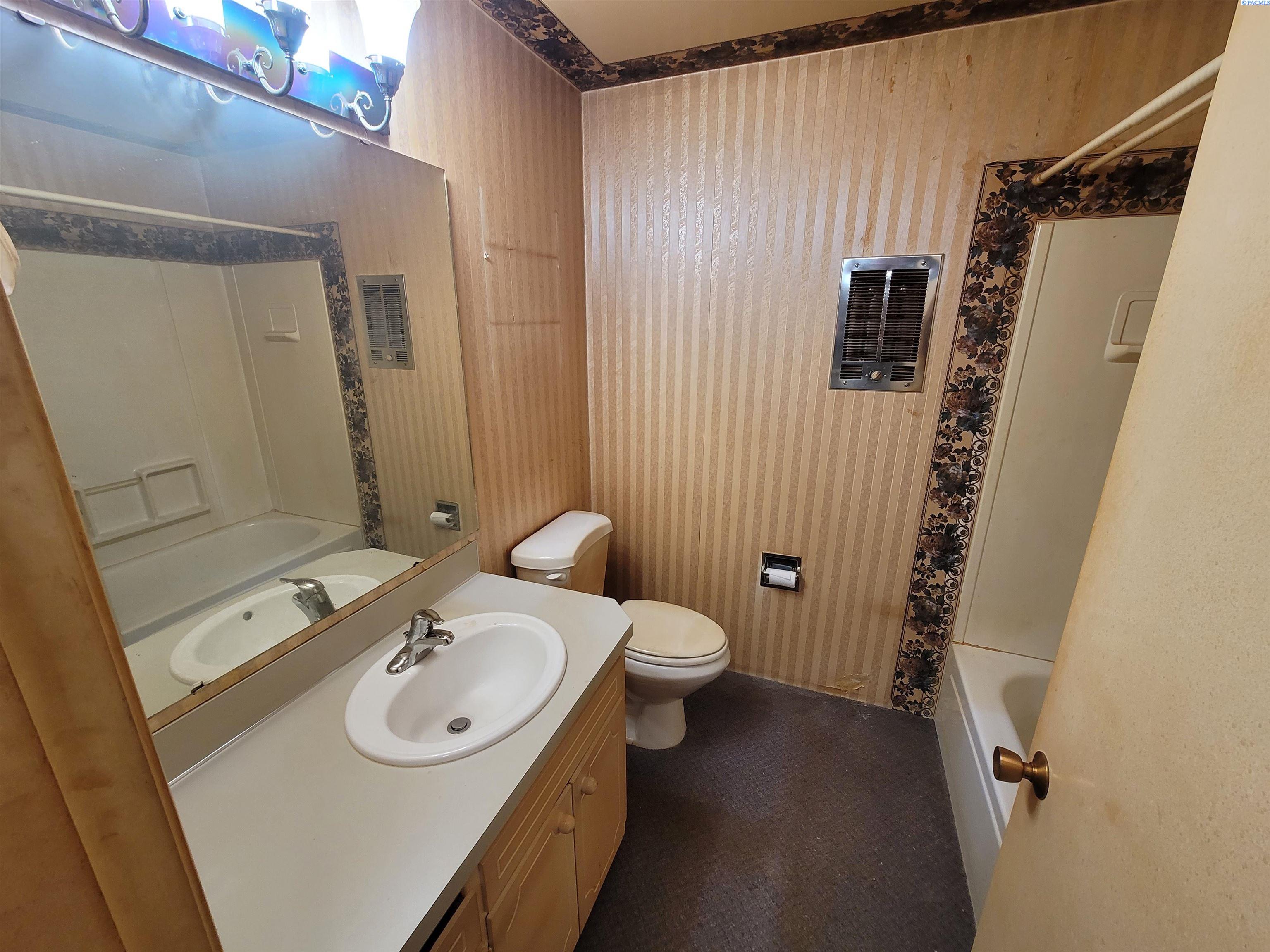 Photo 2 of Condo for sale at 1305 Goethals Dr, Richland, WA 99354 | MLS# PAC290532 | Listing updated on 2026-07-04