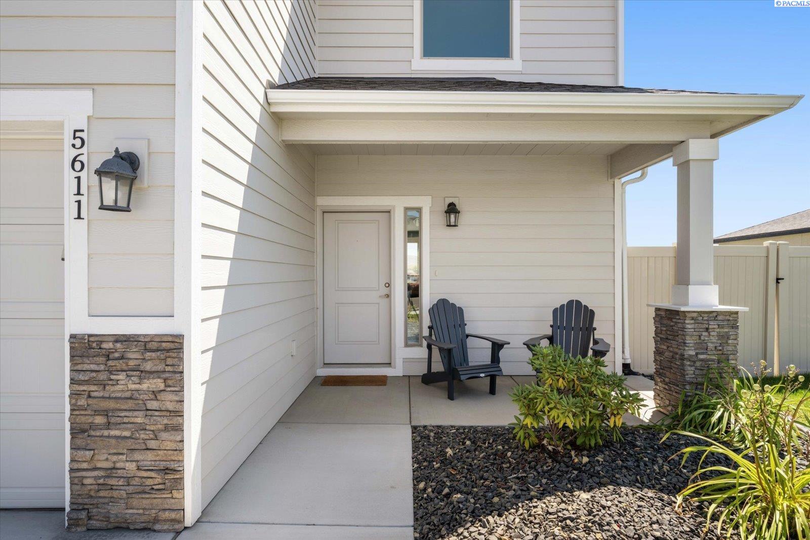 Photo 2 of Single family home for sale at 5611 W 32nd Avenue, Kennewick, WA 99338 | MLS# PAC290612 | Listing updated on 2026-09-18
