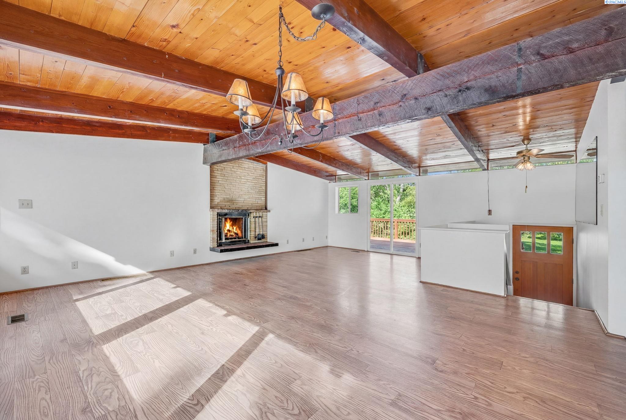 Photo 4 of Sale Pending at 312 State Route 27, Pullman, WA 99163 | MLS# PAC290684 | Listing updated on 2026-09-29