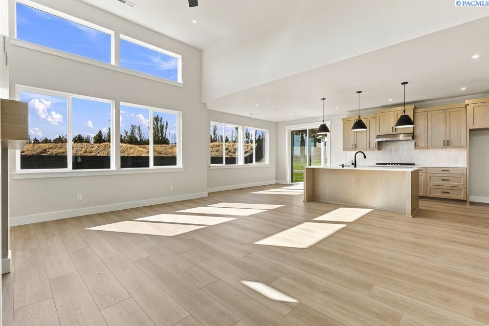 Photo 3 of Single family home for sale at 5612 Road 122, Pasco, WA 99301 | MLS# PAC290848 | Listing updated on 2026-10-25
