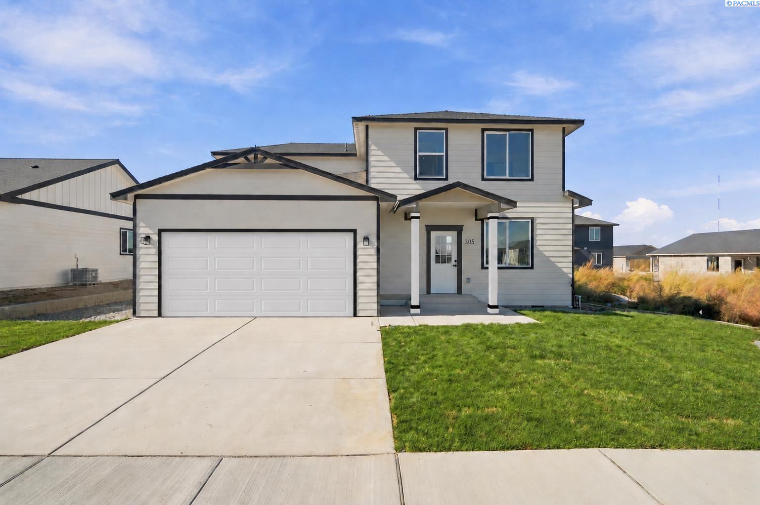 Photo 1 of Single family home for sale at 305 Olivia St, Sunnyside, WA 98944 | MLS# PAC290905 | Listing updated on 2026-10-09