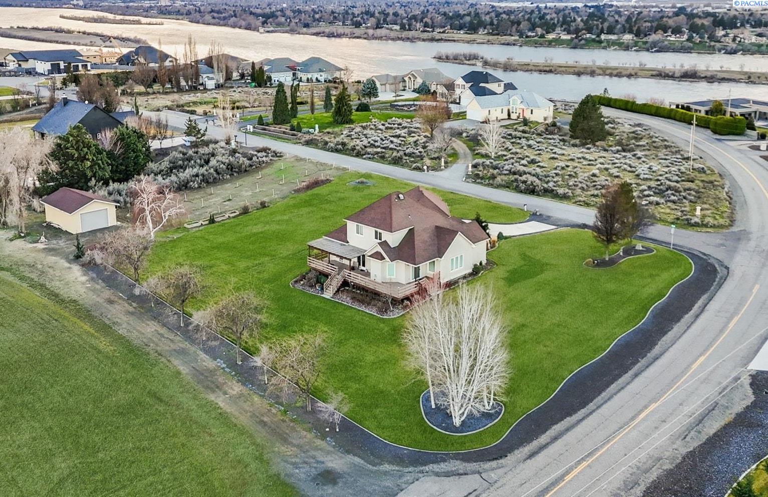 Photo 2 of Single family home for sale at 21 Alta Ln, Pasco, WA 99301 | MLS# PAC291049 | Listing updated on 2026-10-01