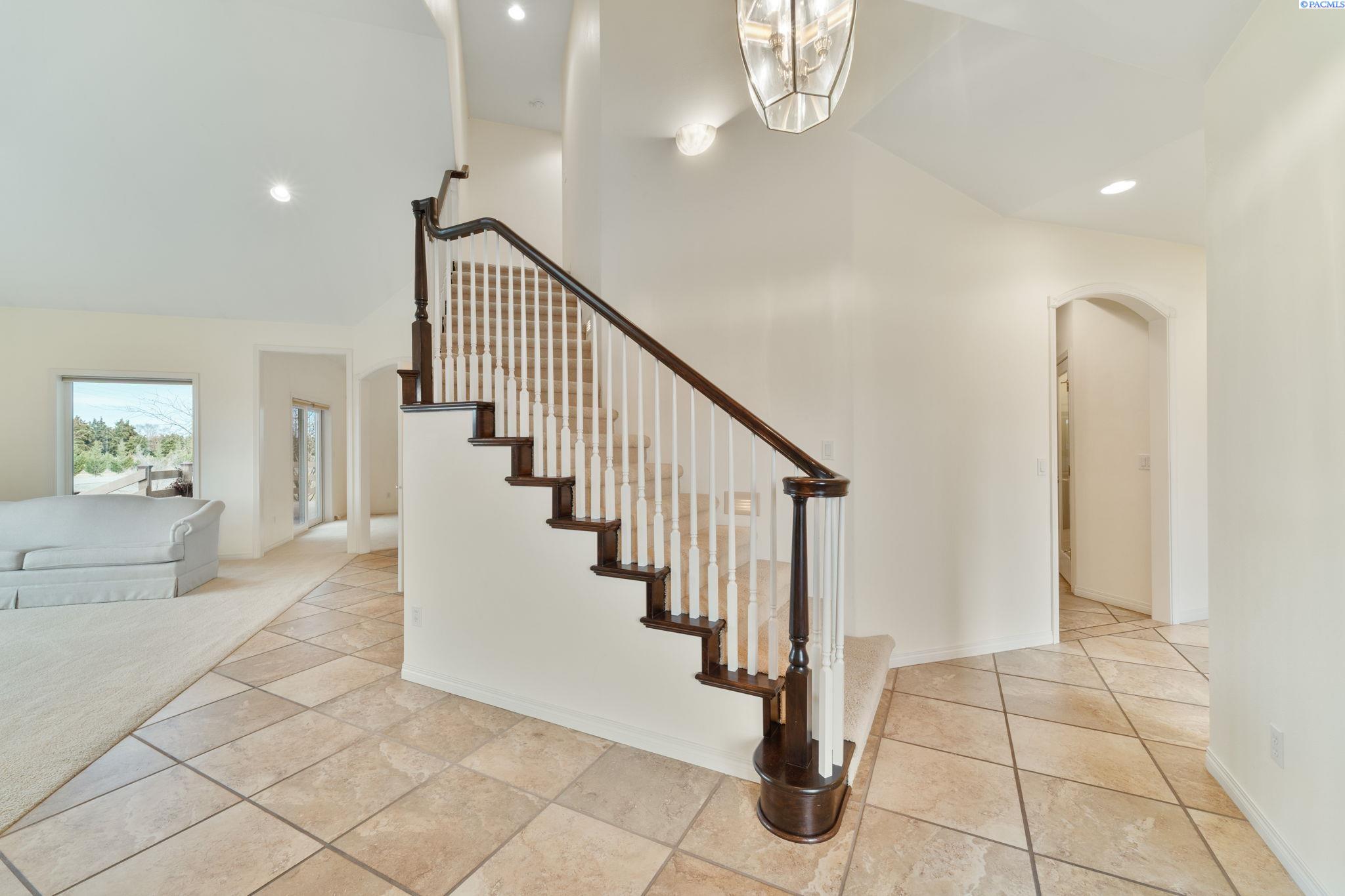 Photo 4 of Single family home for sale at 21 Alta Ln, Pasco, WA 99301 | MLS# PAC291049 | Listing updated on 2026-10-01
