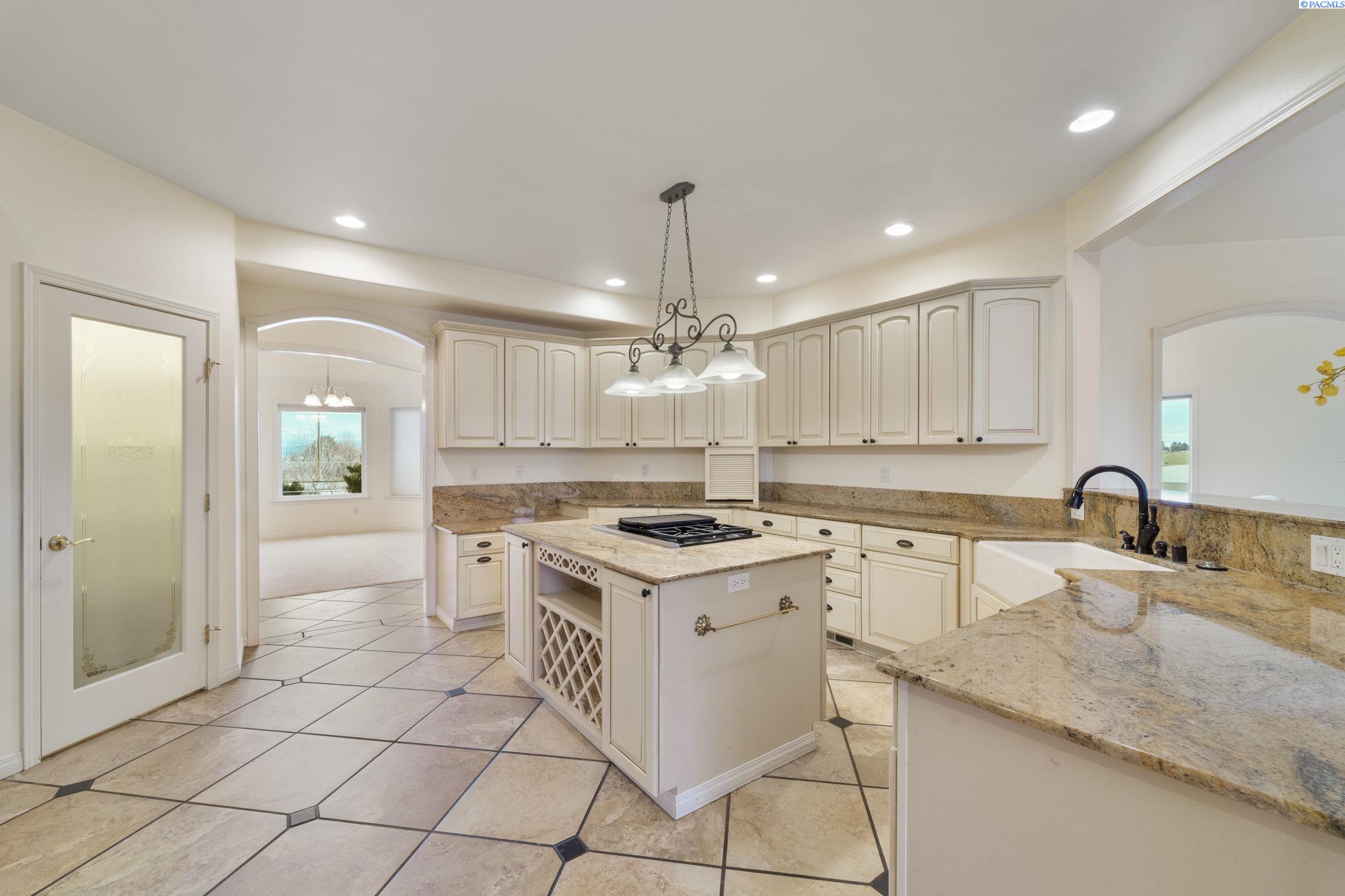Photo 1 of Single family home for sale at 21 Alta Ln, Pasco, WA 99301 | MLS# PAC291049 | Listing updated on 2026-10-01