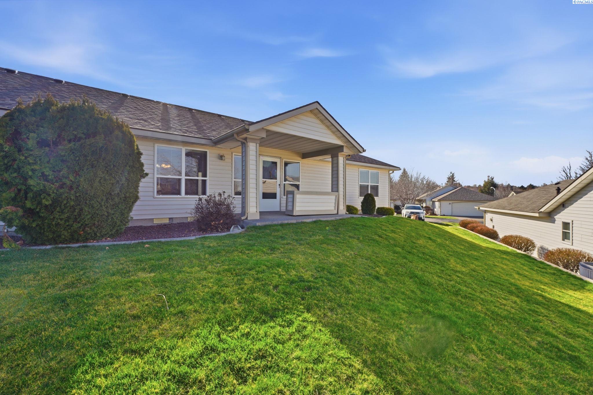 Photo 4 of Single family home for sale at 3317 Huntington St, Kennewick, WA 99337 | MLS# PAC291058 | Listing updated on 2026-08-26