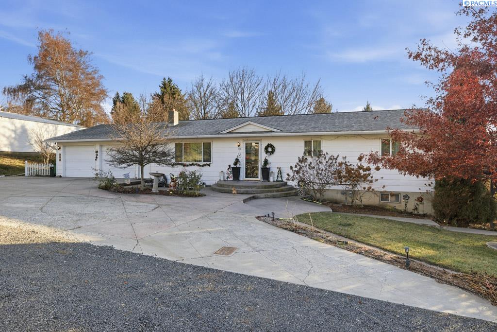 Single family home for sale at 314 E 9th Street, Rosalia, WA 99170 | MLS# PAC291083