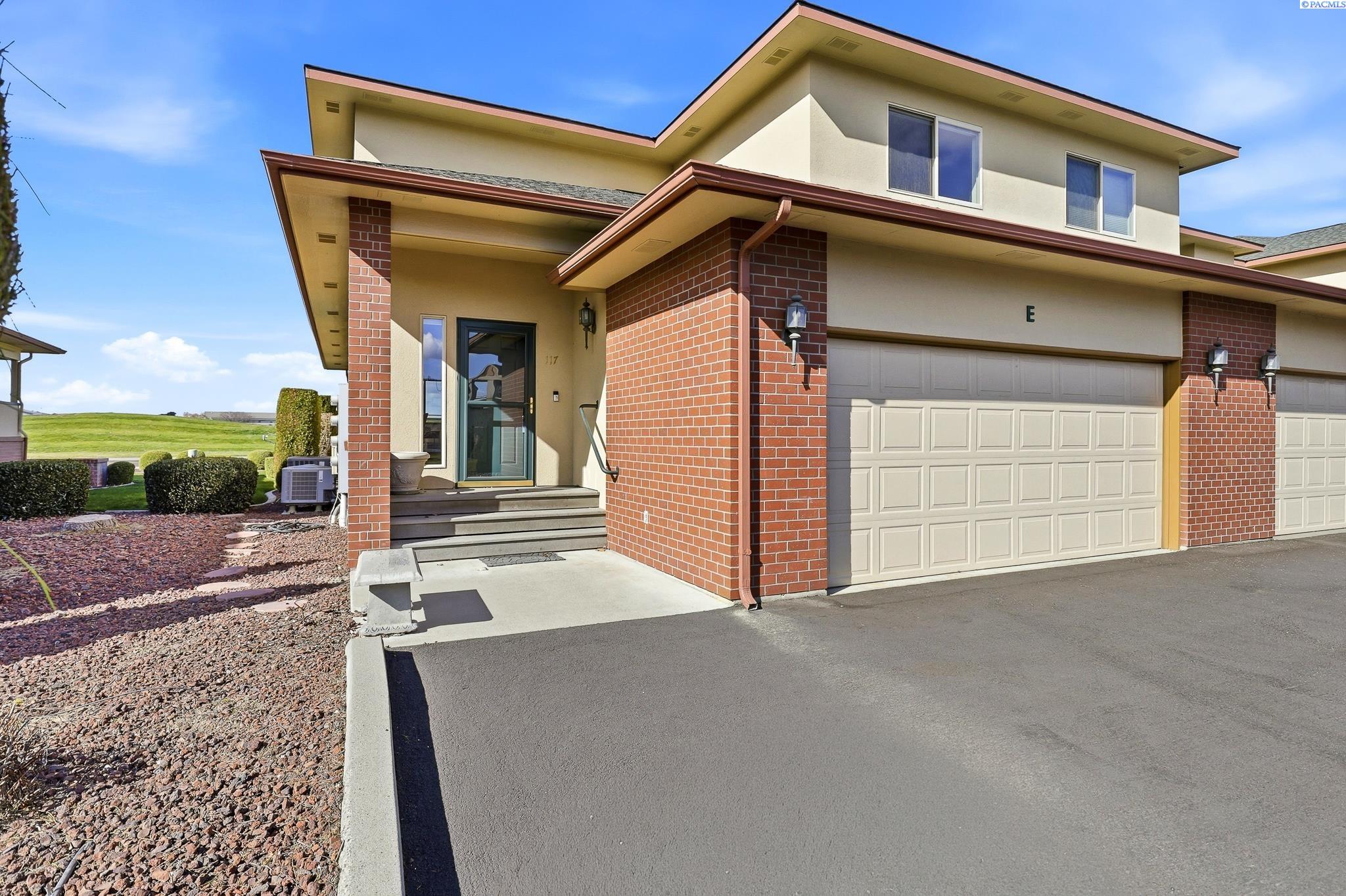 Photo 2 of Condo for sale at 300 Columbia Point Dr, Richland, WA 99352 | MLS# PAC291181 | Listing updated on 2026-09-29