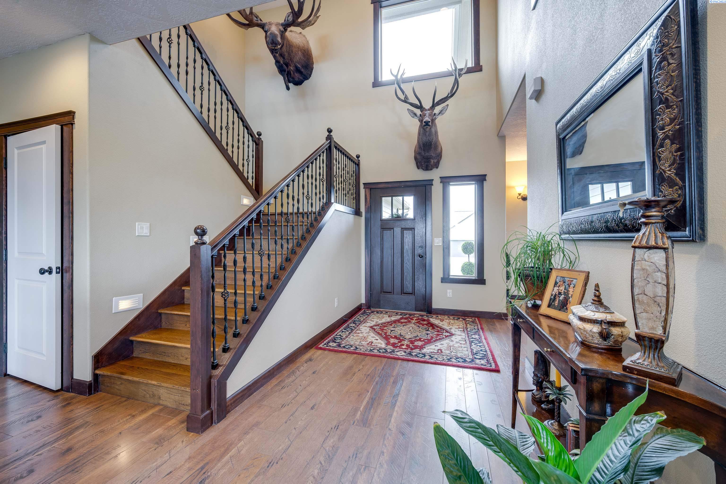 Photo 4 of Single family home for sale at 810 SW Windy Point Ct, Pullman, WA 99163 | MLS# PAC291196 | Listing updated on 2026-09-27