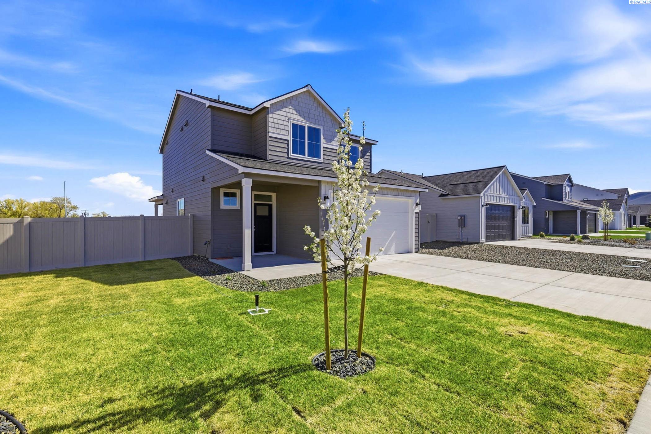 Photo 3 of Sale Pending at 1208 18th Street, Benton City, WA 99320 | MLS# PAC291567 | Listing updated on 2026-10-10