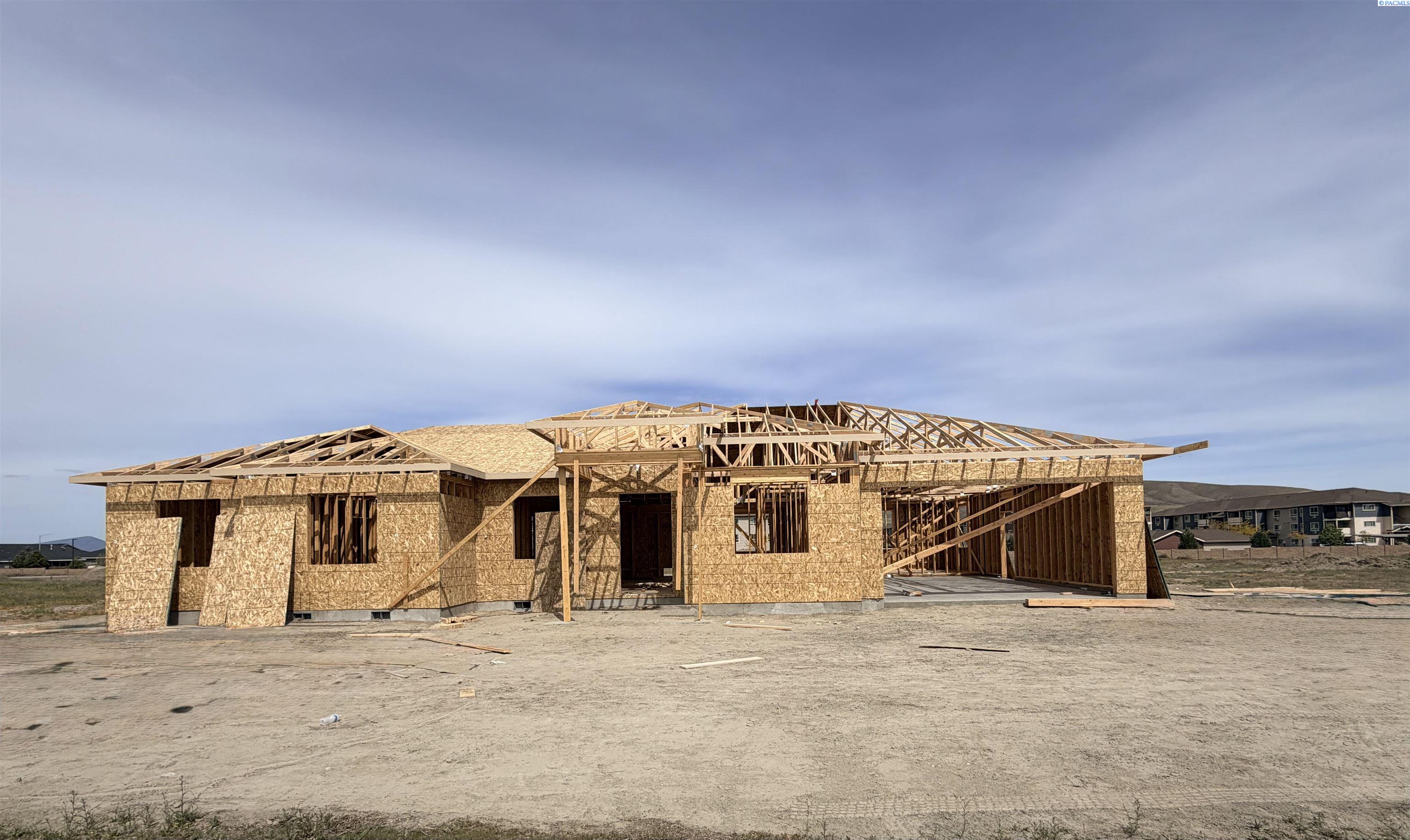 Photo 1 of Single family home for sale at 8130 Harvest Ridge Loop, Kennewick, WA 99338 | MLS# PAC291620 | Listing updated on 2026-08-19