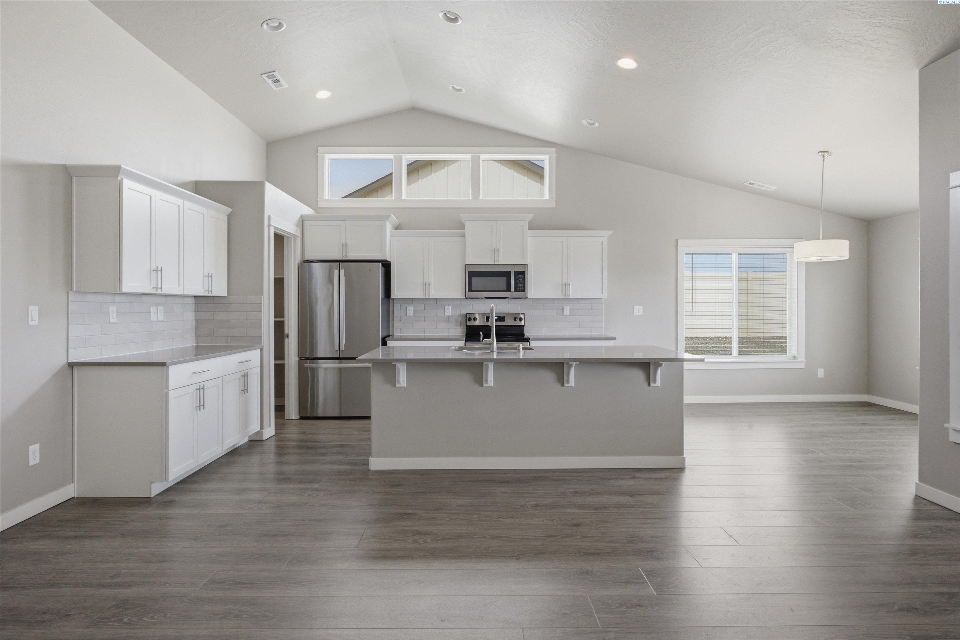 Photo 3 of Single family home for sale at 1419 Sw Kelandren Dr, Prosser, WA 99350 | MLS# PAC291686 | Listing updated on 2026-09-24