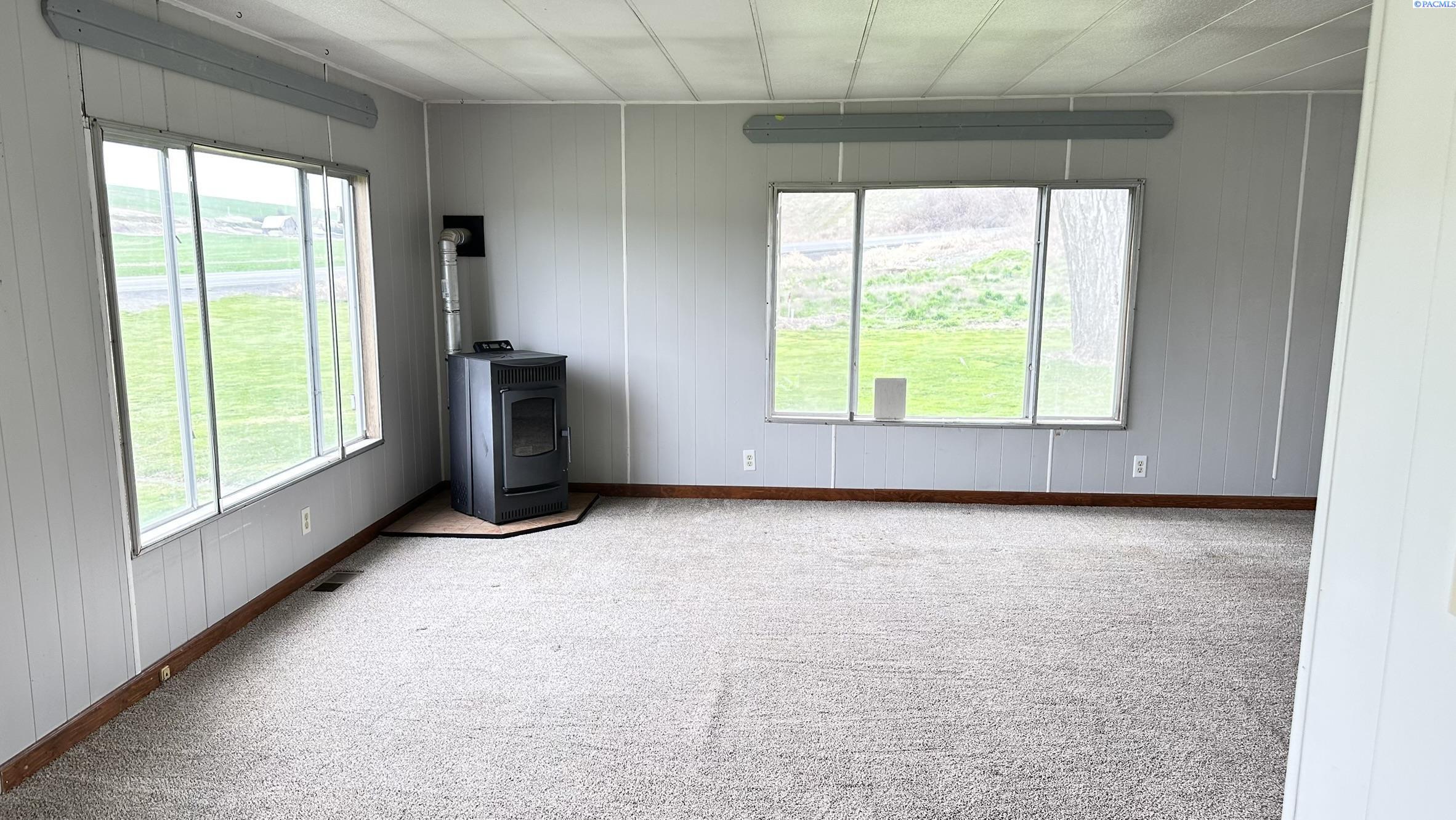 Photo 3 of Manufactured home for sale at 301 Klemgard Rd, Pullman, WA 99163 | MLS# PAC291725 | Listing updated on 2026-09-15