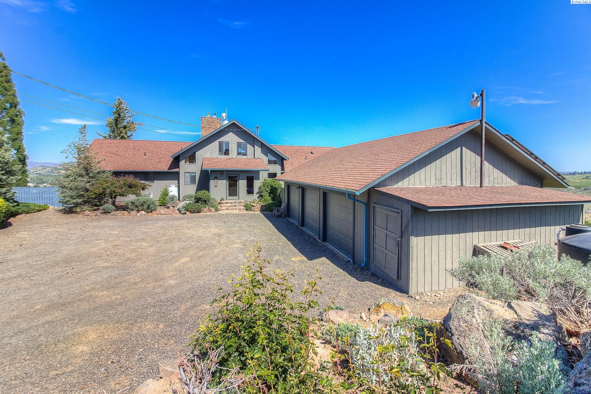 Photo 4 of Single family home for sale at 541 Basalt Springs Way, Naches, WA 98937 | MLS# PAC291788 | Listing updated on 2026-10-10