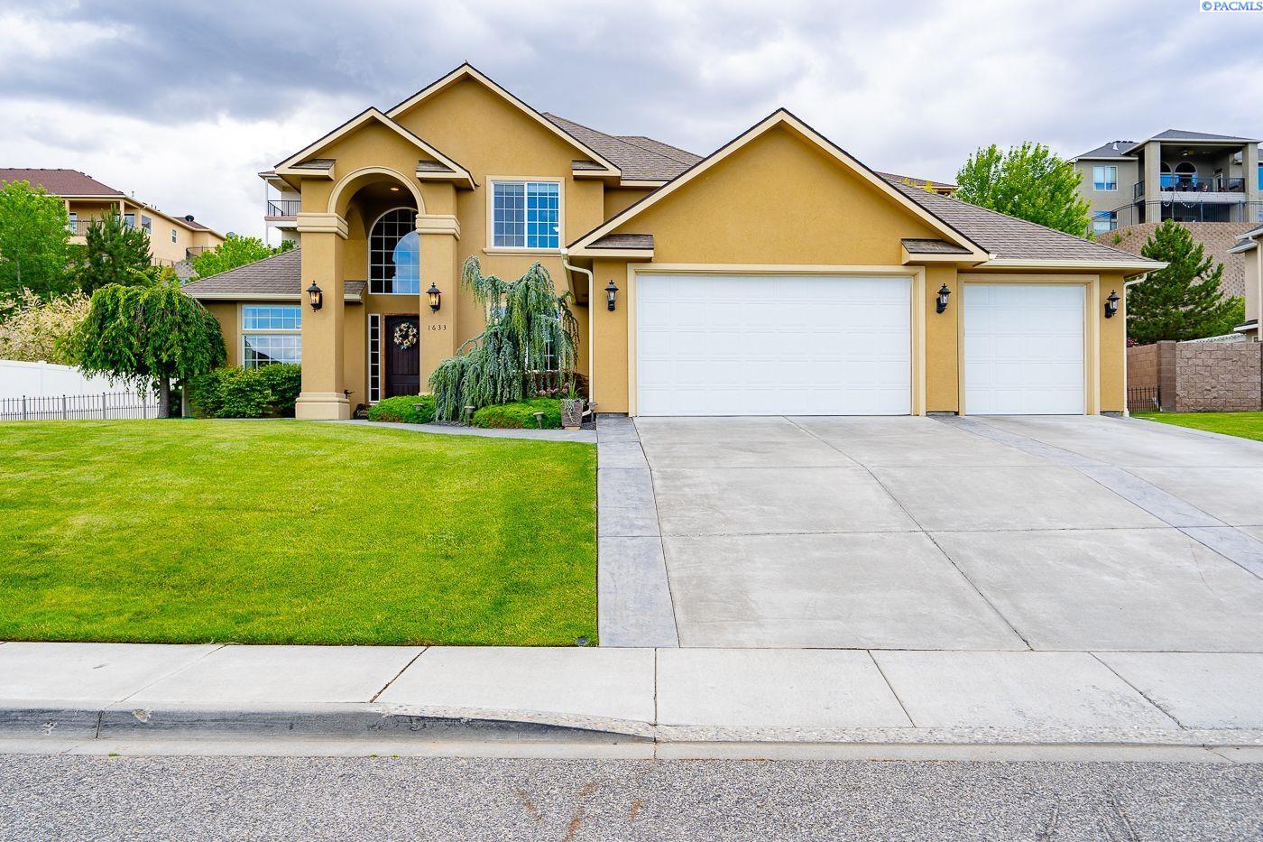 Photo 1 of Single family home for sale at 1633 Meadow Hills Dr, Richland, WA 99352 | MLS# PAC291812 | Listing updated on 2026-09-30