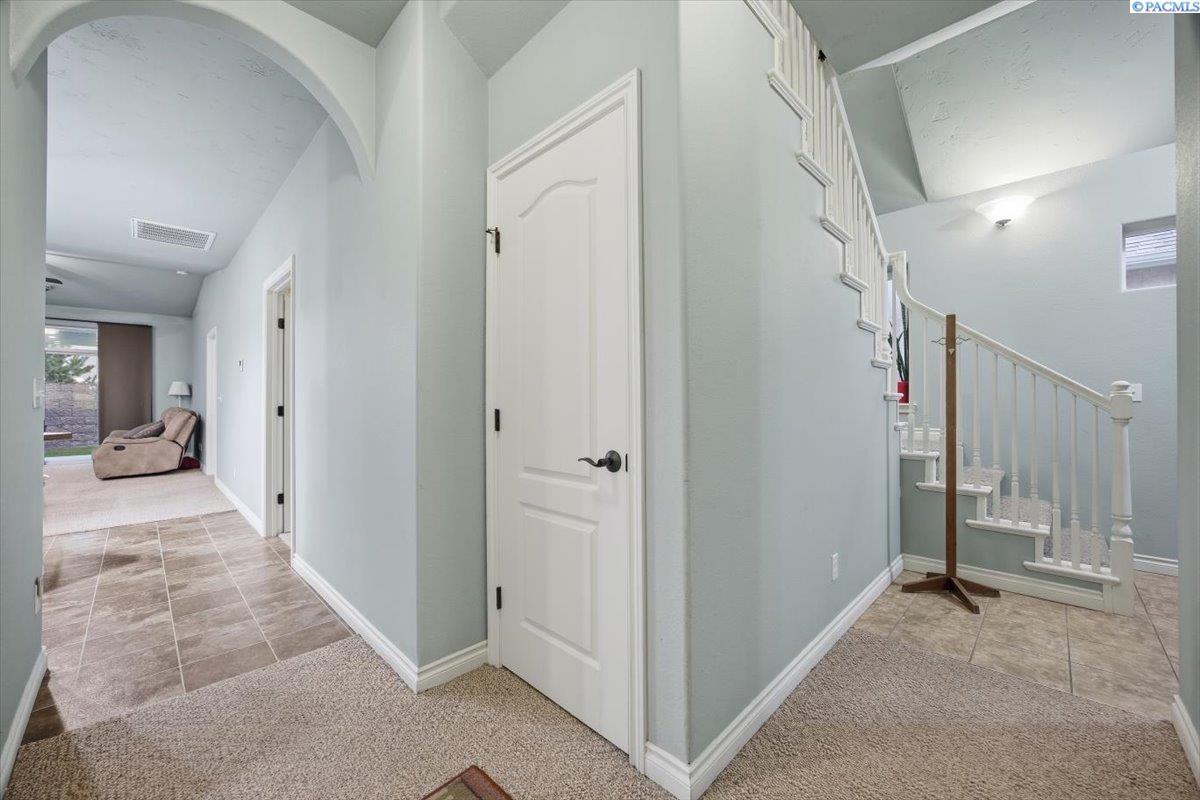 Photo 4 of Townhouse for sale at 9318 Majestia Ln, Pasco, WA 99301 | MLS# PAC291840 | Listing updated on 2026-06-29