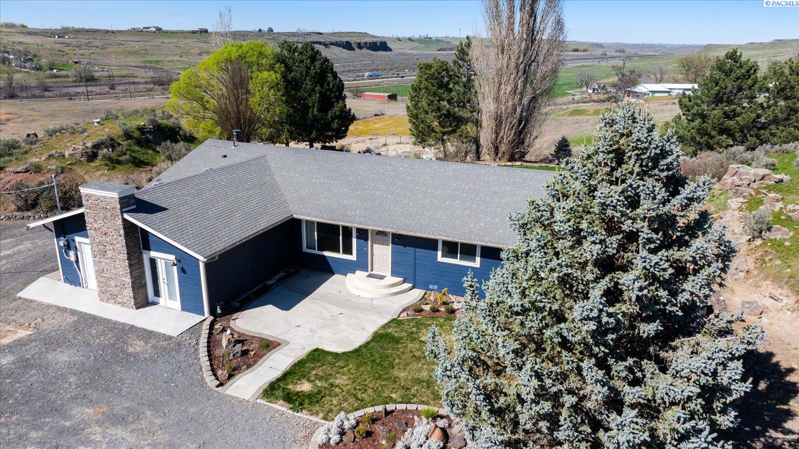 Photo 1 of Single family home for sale at 700 Blanton Rd, Eltopia, WA 99330 | MLS# PAC291911 | Listing updated on 2026-09-18