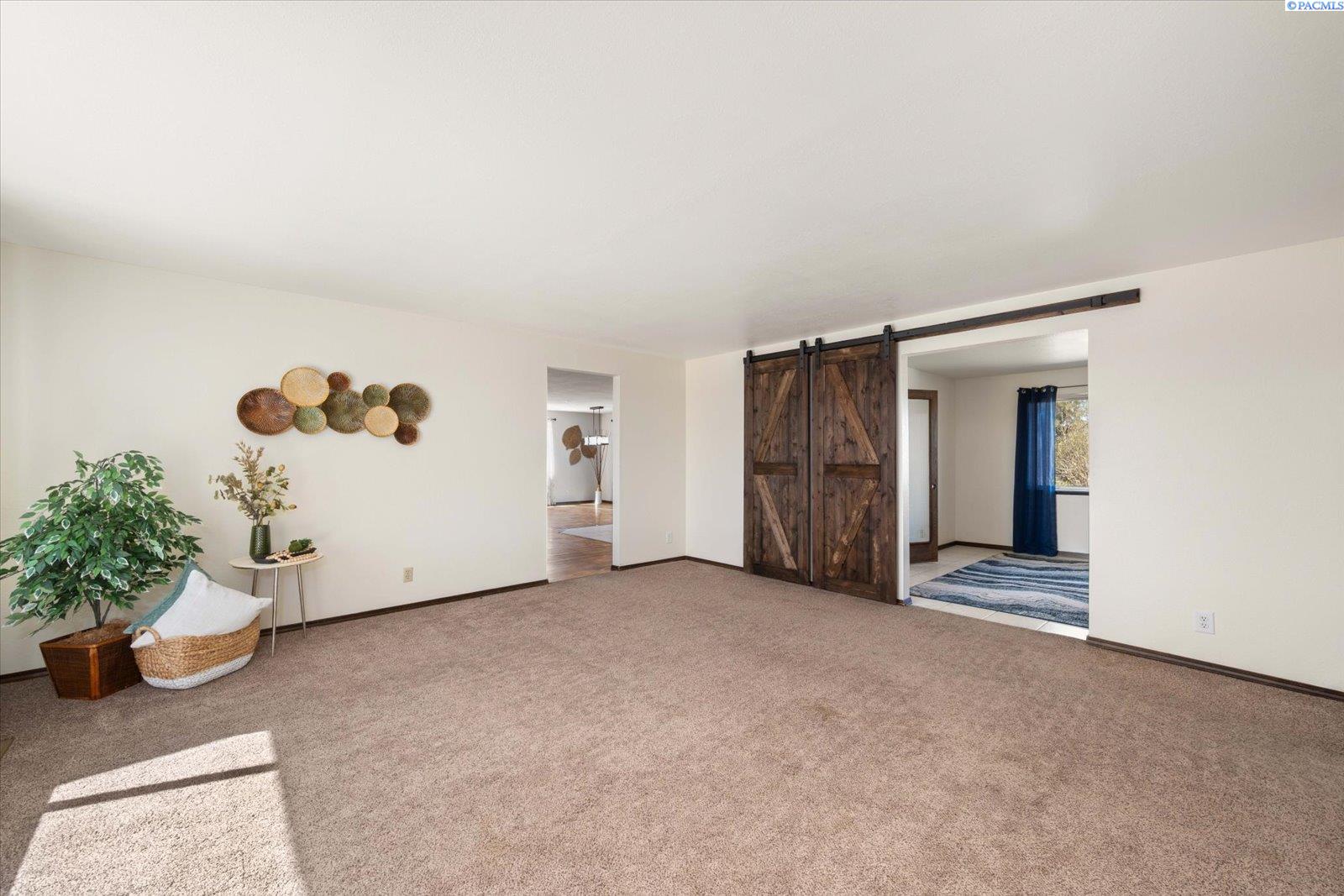 Photo 4 of Single family home for sale at 700 Blanton Rd, Eltopia, WA 99330 | MLS# PAC291911 | Listing updated on 2026-09-18