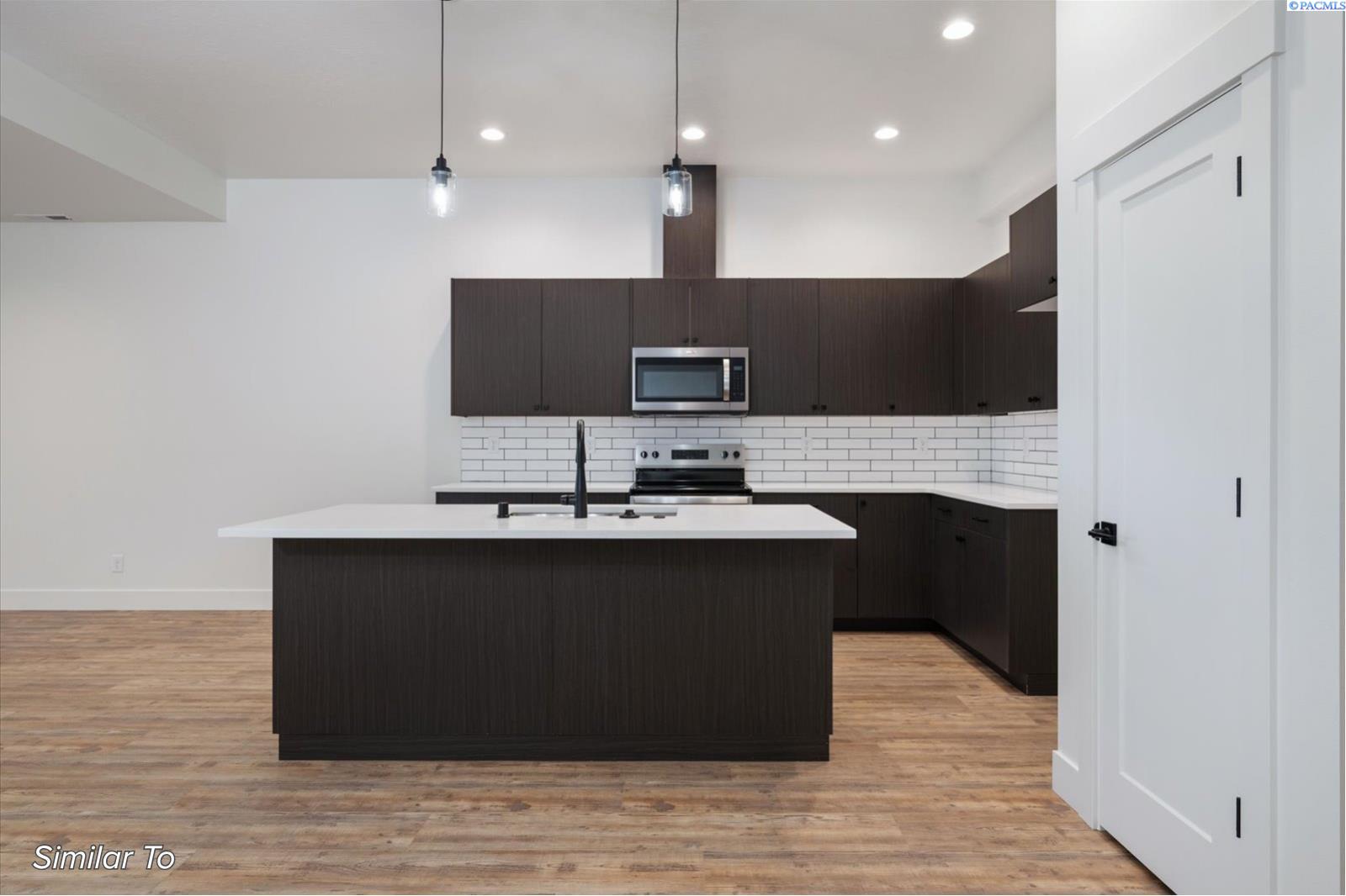 Photo 4 of Townhouse for sale at 1146 Fairhaven Loop, Richland, WA 99352 | MLS# PAC291969 | Listing updated on 2026-09-05