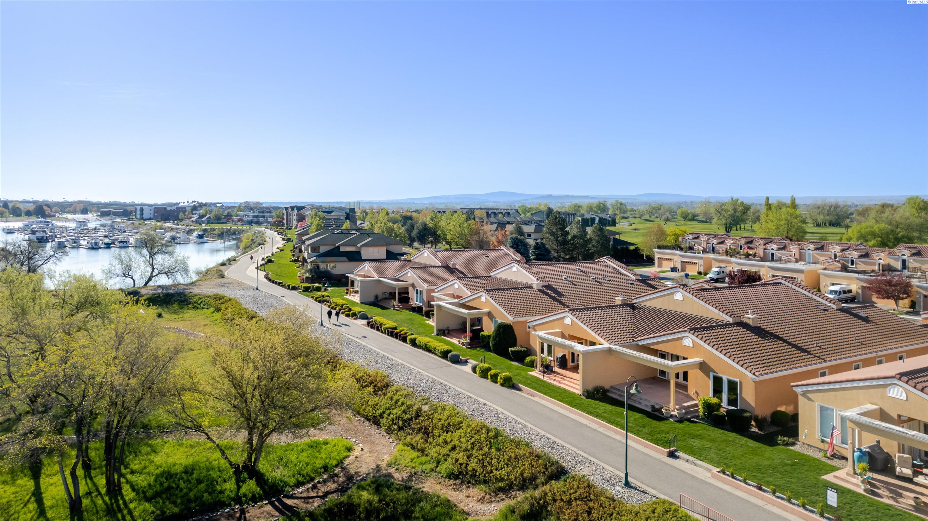 Photo 2 of Condo for sale at 164 Bradley Blvd, Richland, WA 99352 | MLS# PAC292001 | Listing updated on 2026-10-10