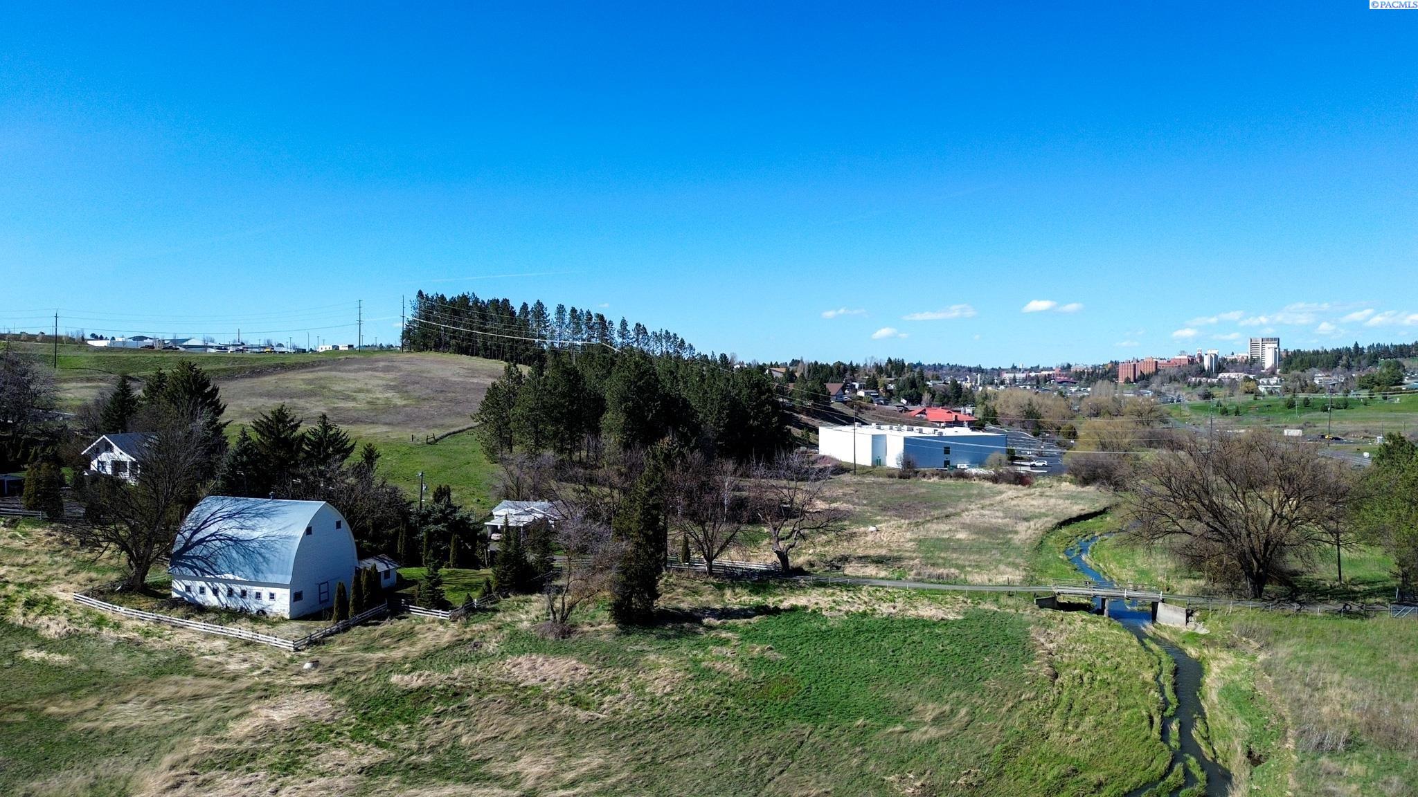 Photo 3 of Single family home for sale at 1905 Se Johnson Ave, Pullman, WA 99163 | MLS# PAC292019 | Listing updated on 2026-09-30
