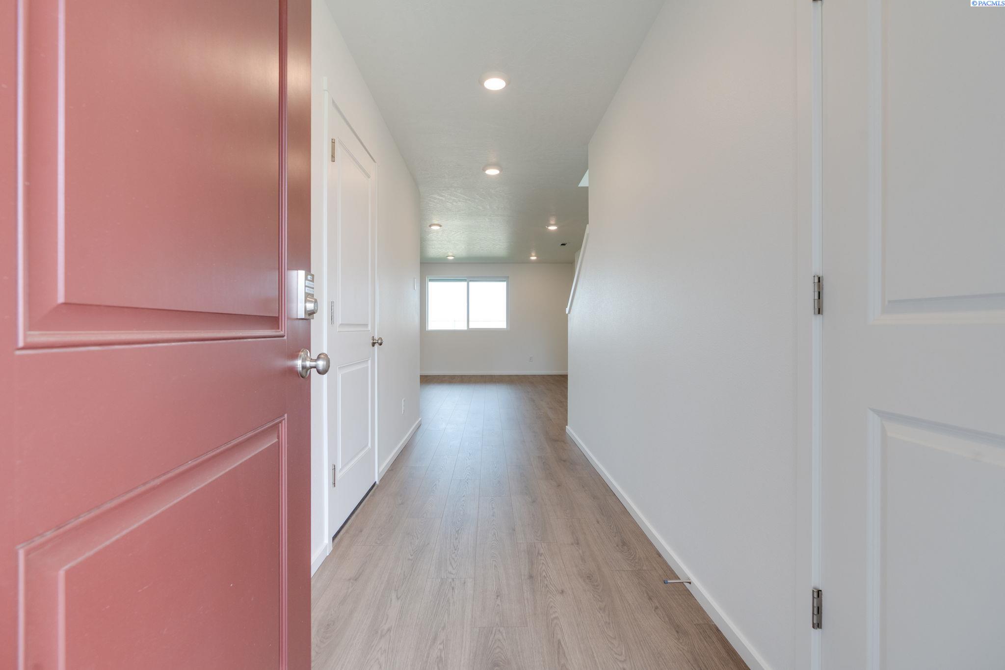 Photo 2 of Single family home for sale at 6503 Polar Dr, Pasco, WA 99301 | MLS# PAC292081 | Listing updated on 2026-10-11