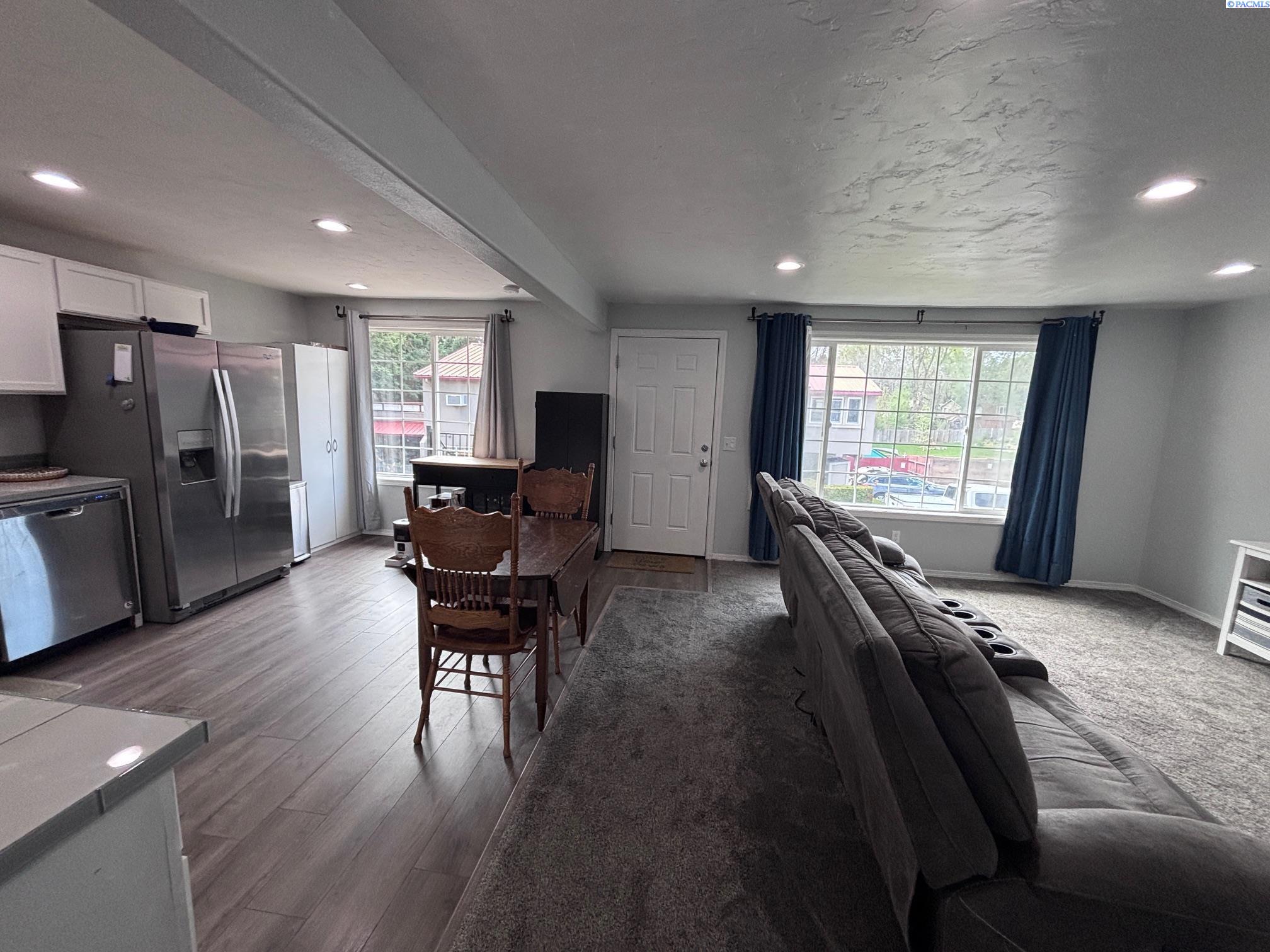 Photo 2 of Condo for sale at 526 S 40th Ave #d 210, West Richland, WA 99353 | MLS# PAC292159 | Listing updated on 2026-09-15